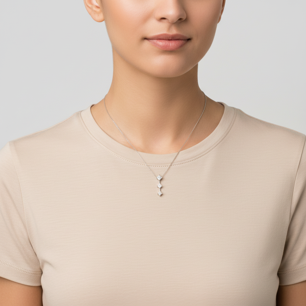 14K White Gold Diamonds Pendant - 0.90CTTW