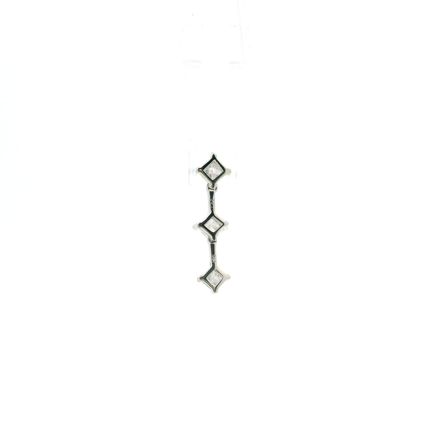14K White Gold Diamonds Pendant - 0.90CTTW