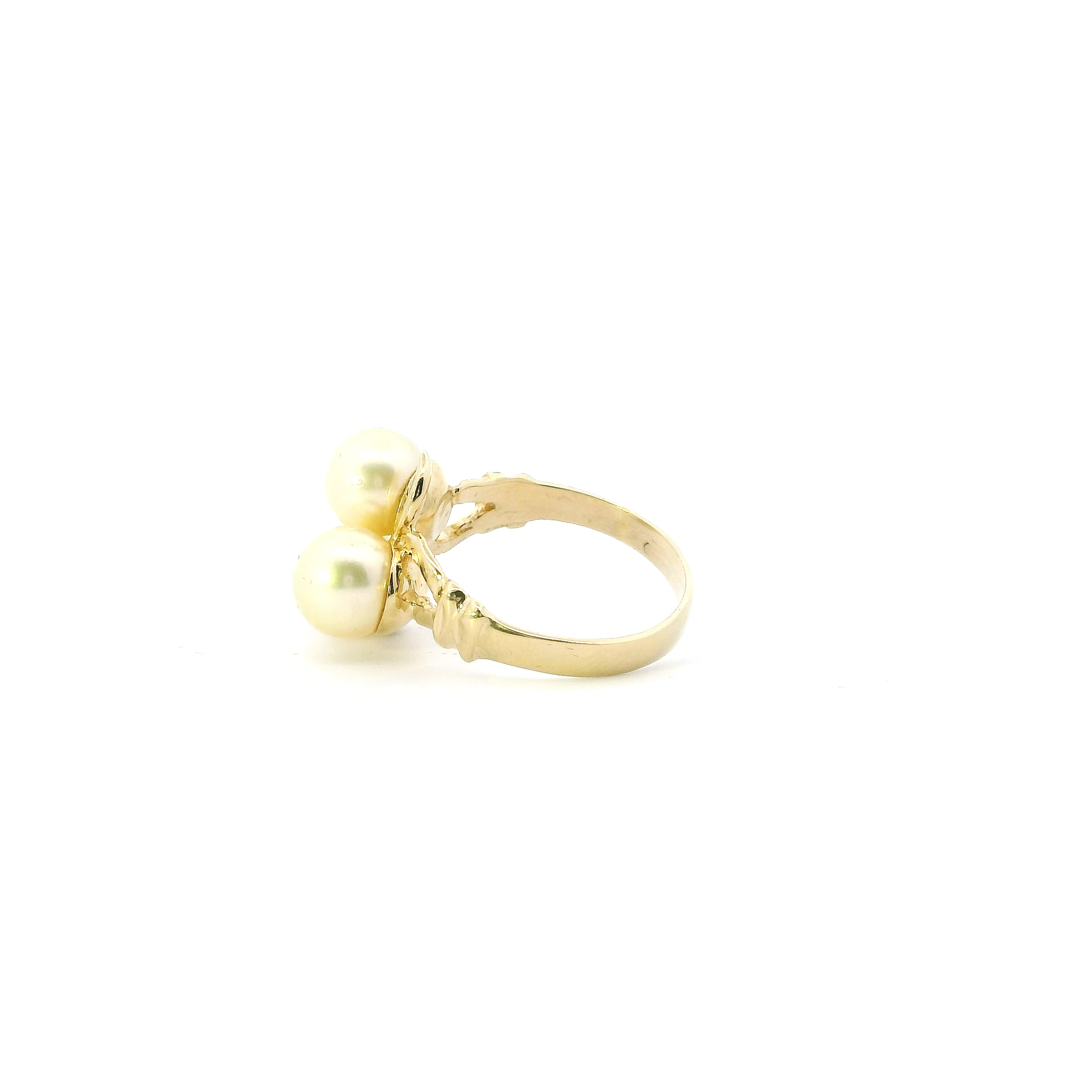 10K Yellow Gold Pearl Womens Ring
