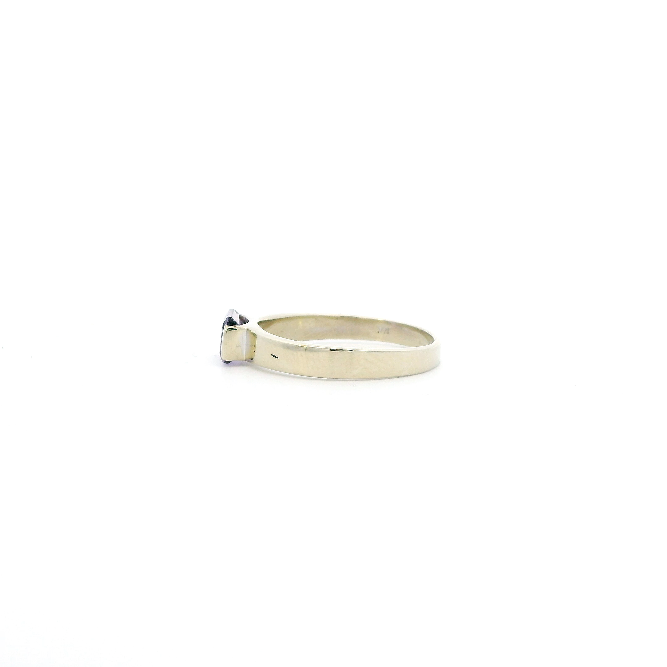 14K White Gold Amethyst Womens Ring