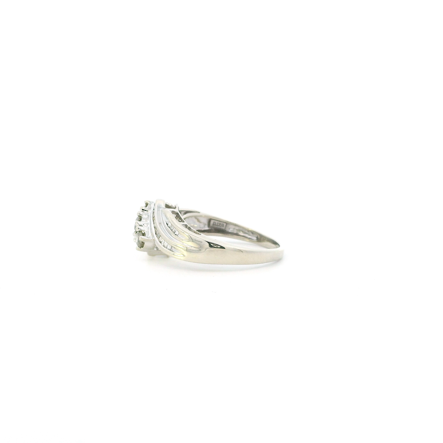 10K White Gold Diamond Womens Ring - 0.26ct