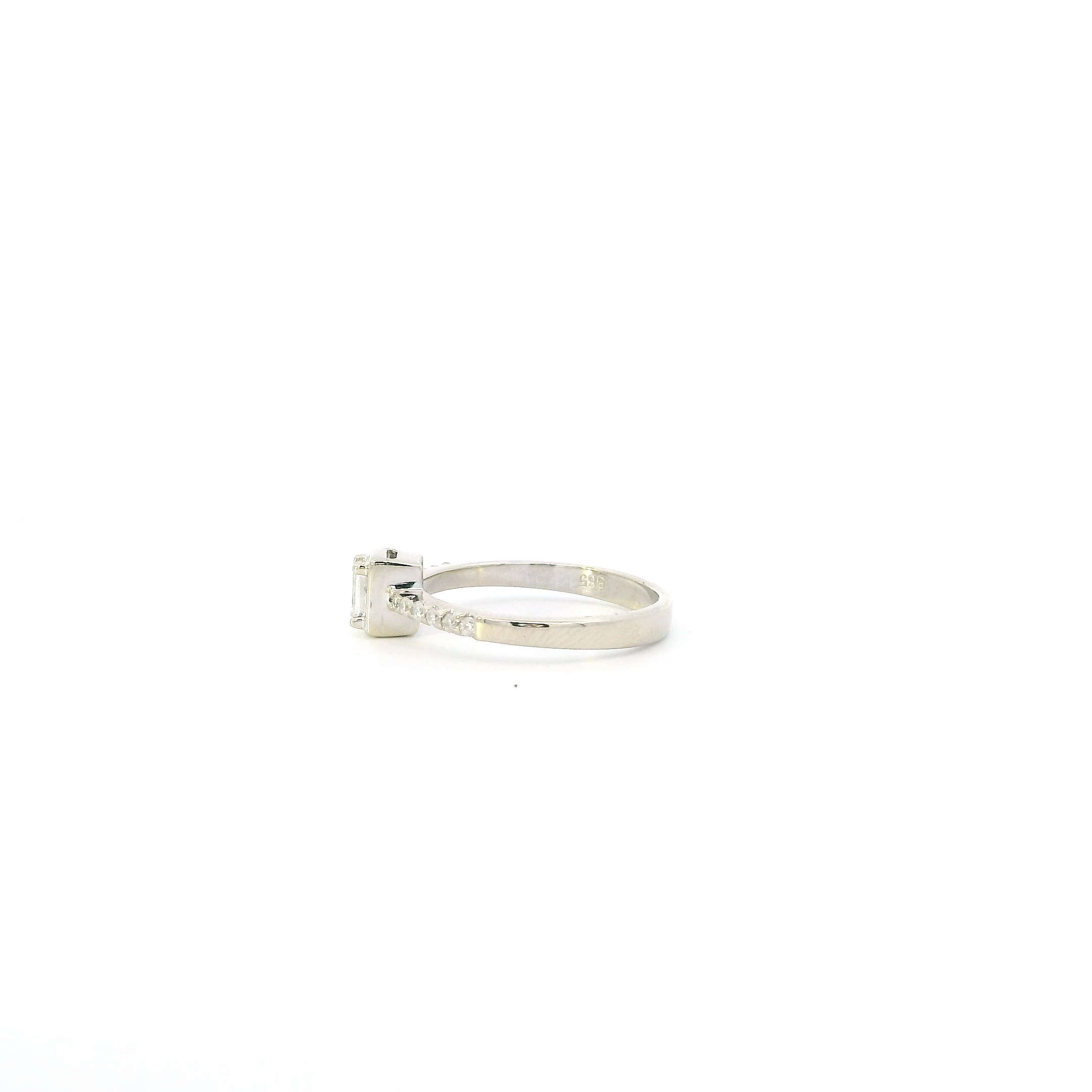 14K White Gold Square Mod Diamond Womens Ring - 0.32ct