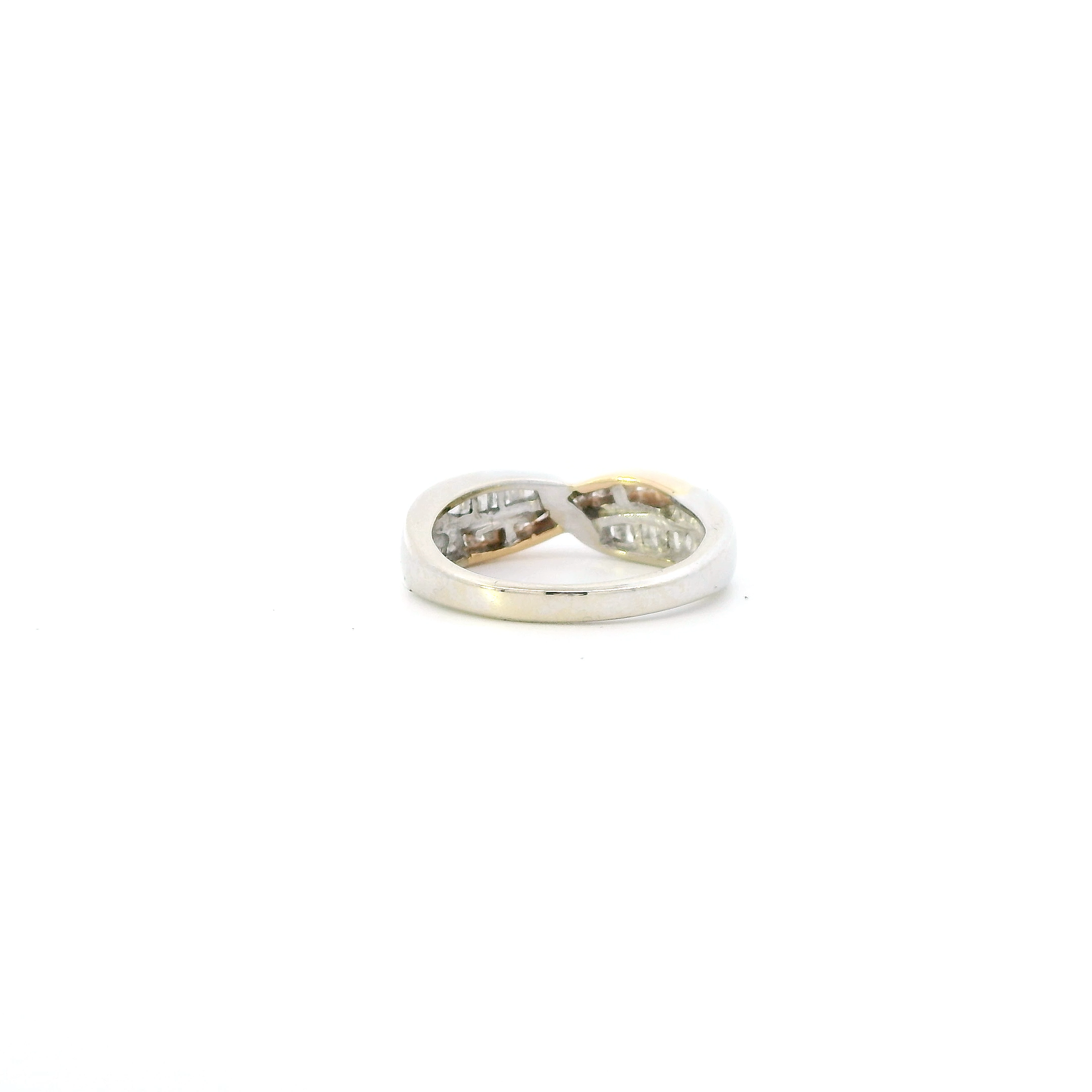 14K White Gold Diamond Criss Cross Womens Ring - 0.18ct