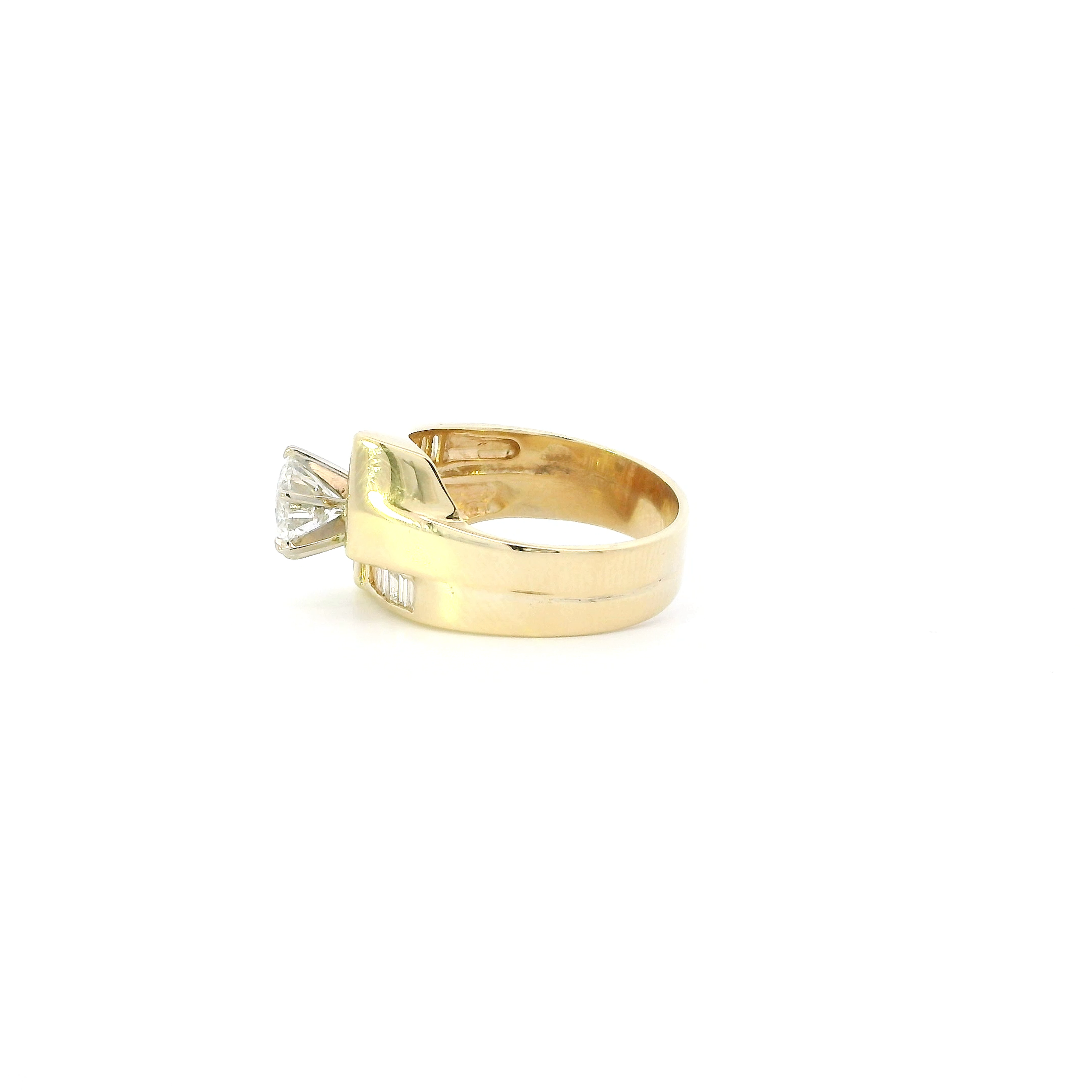 14K Yellow Gold Diamond Womens Ring - 1.02ct