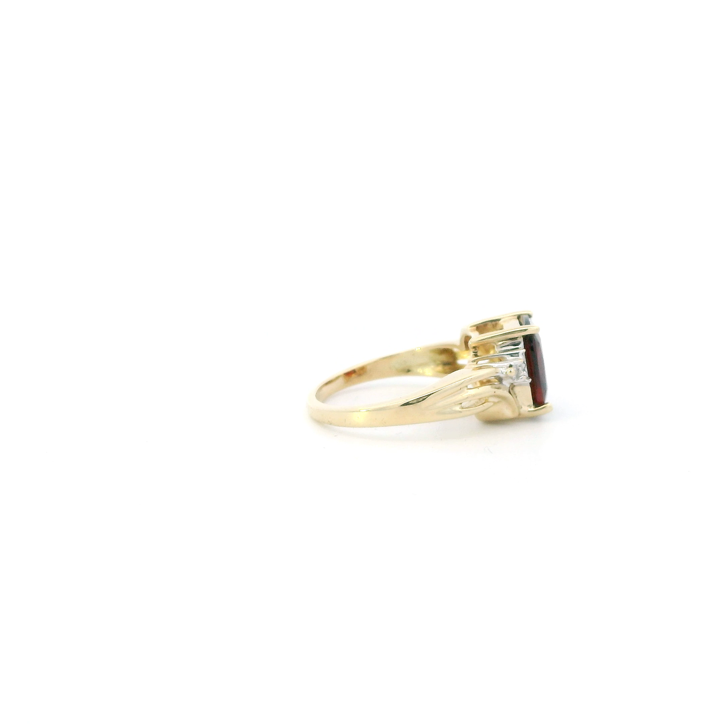 14K Yellow Gold Garnet & Diamond Womens Ring - 0.02ct