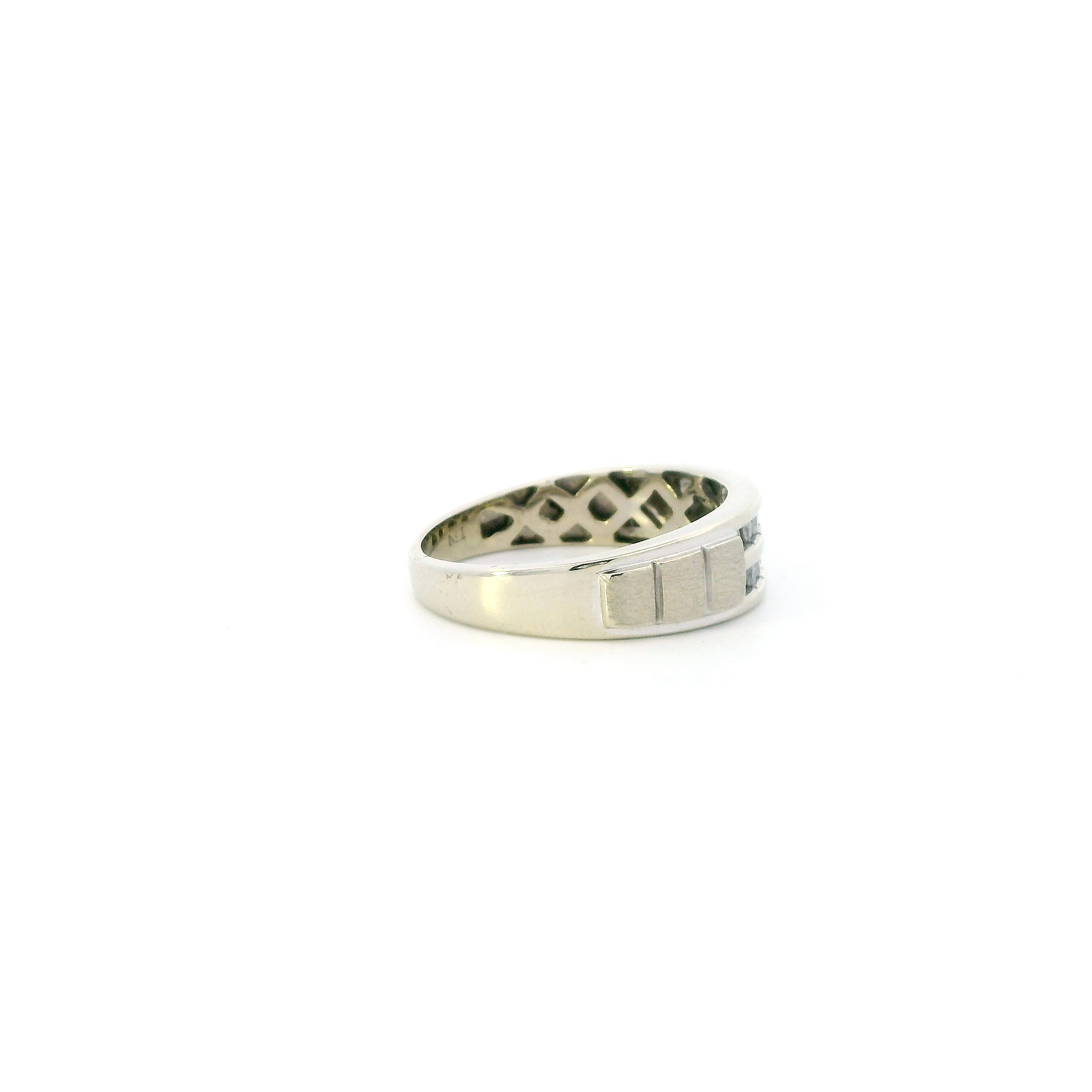 14K White Gold Diamond Mens Ring - 0.30ct
