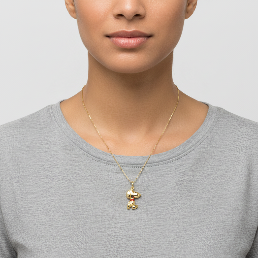 18K Yellow Gold Peanuts "Snoopy" Pendant