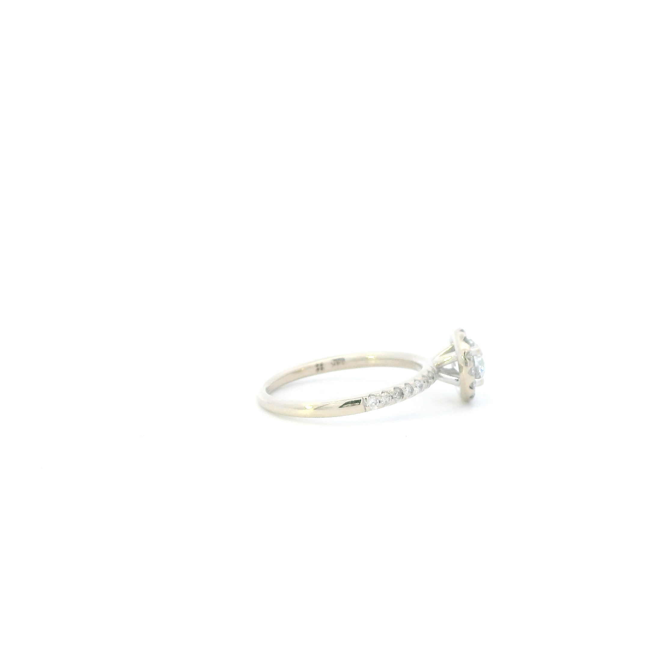 14K White Gold Diamond Womens Ring - 0.80ct