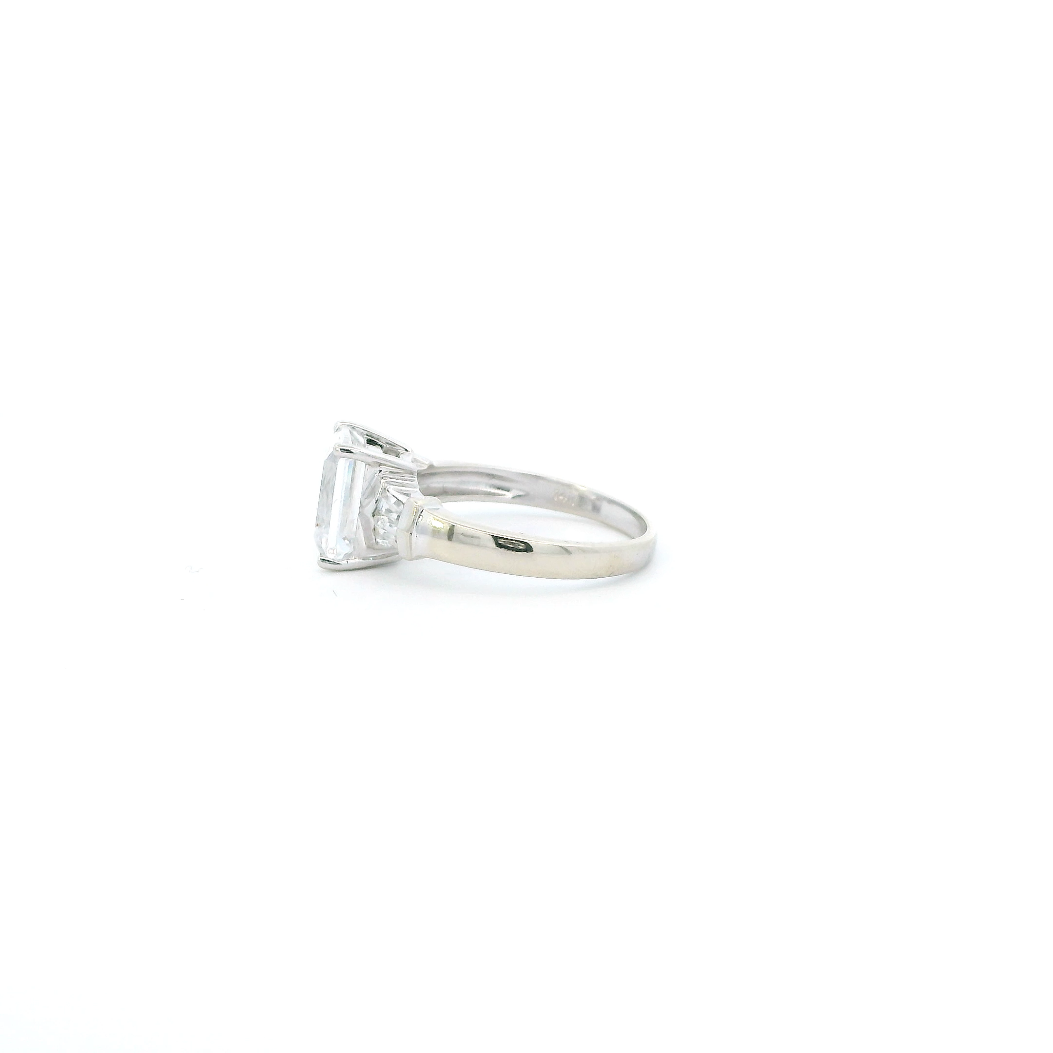 14K White Gold Cz Womens Ring