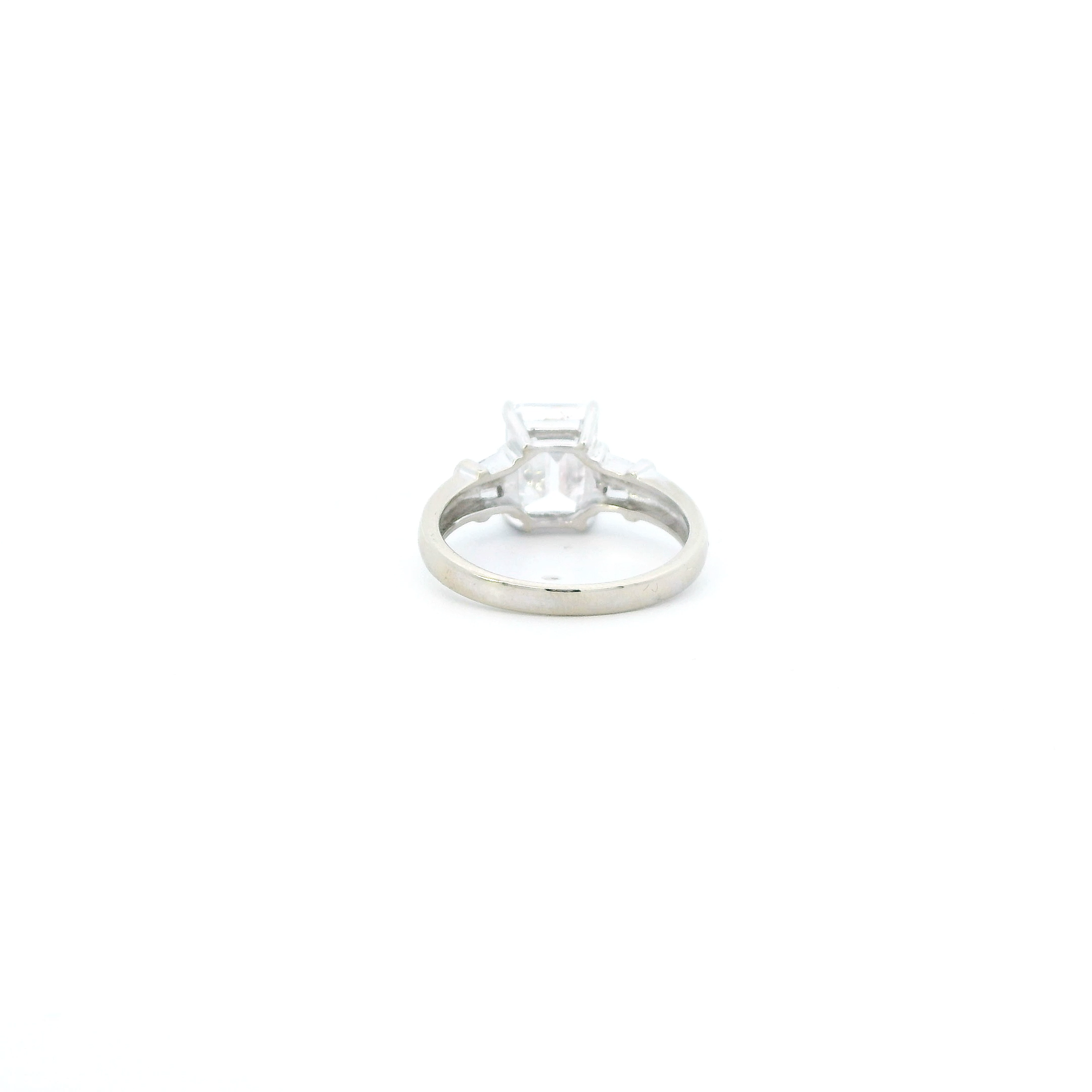 14K White Gold Cz Womens Ring