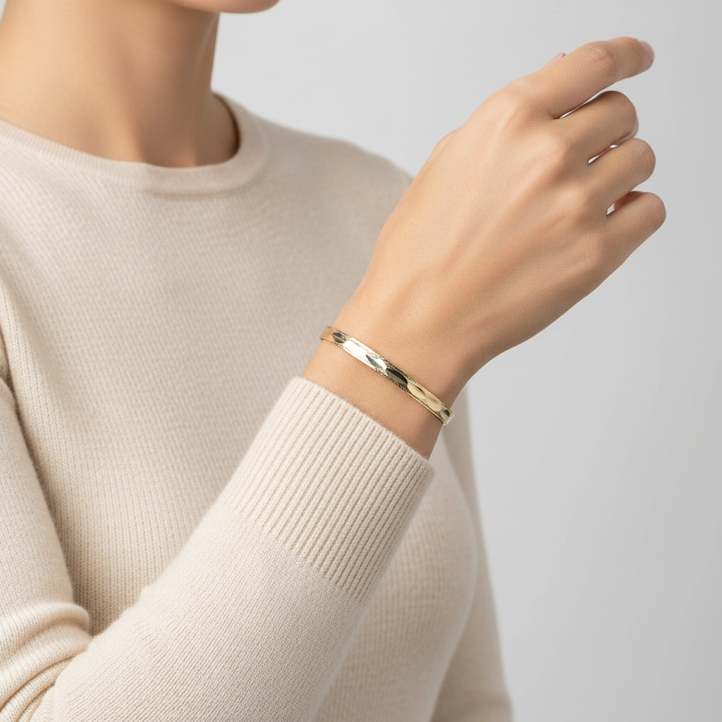 14K Yellow Gold Diamond Cut Bangle Bracelet