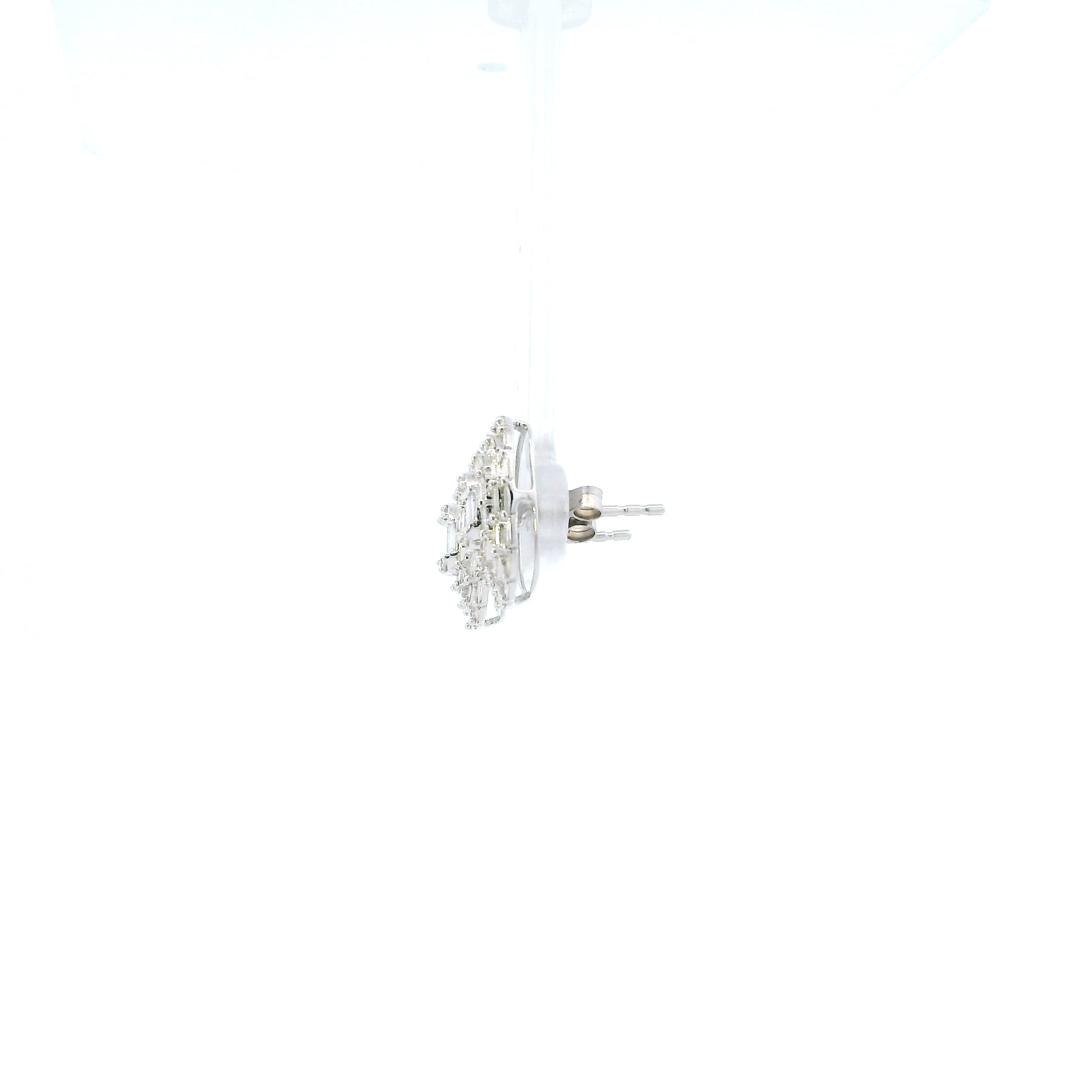 18K White Gold Diamond Oval Earrings - 0.50ct