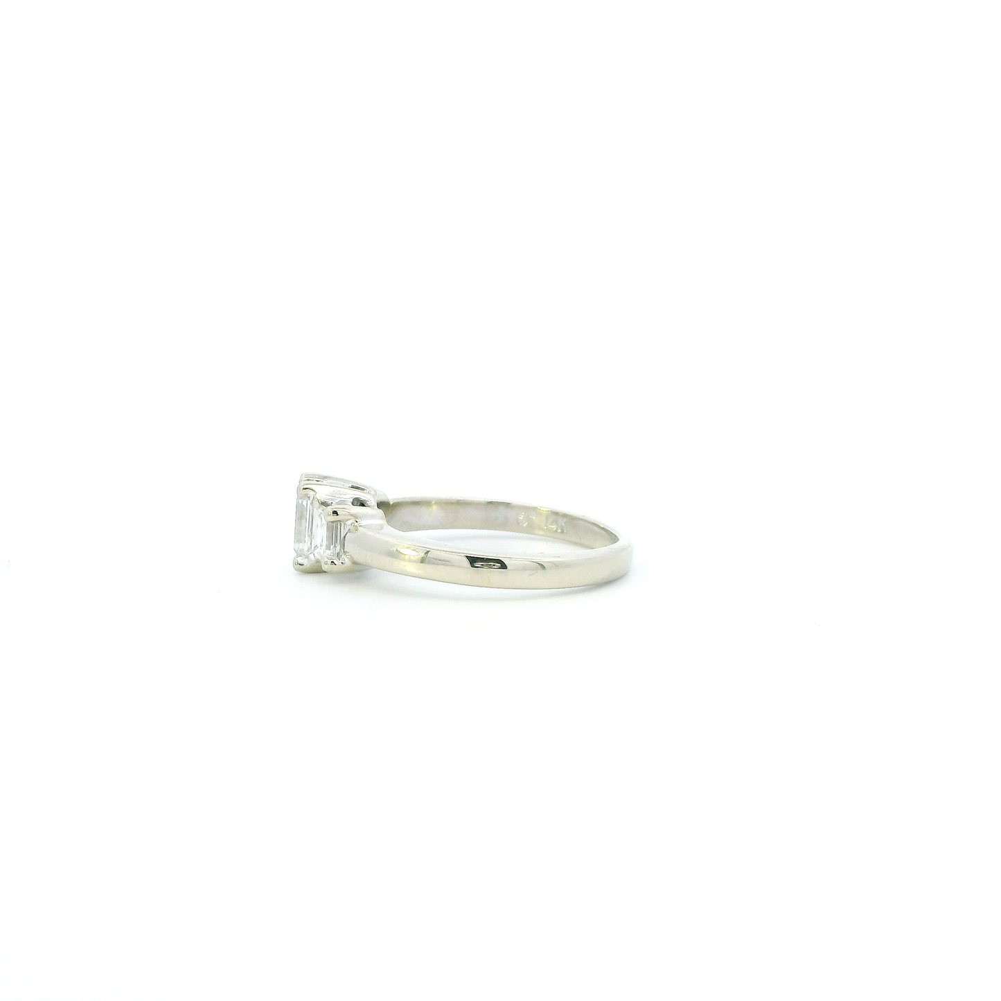 14K White Gold Diamond Womens Ring - 0.90ct