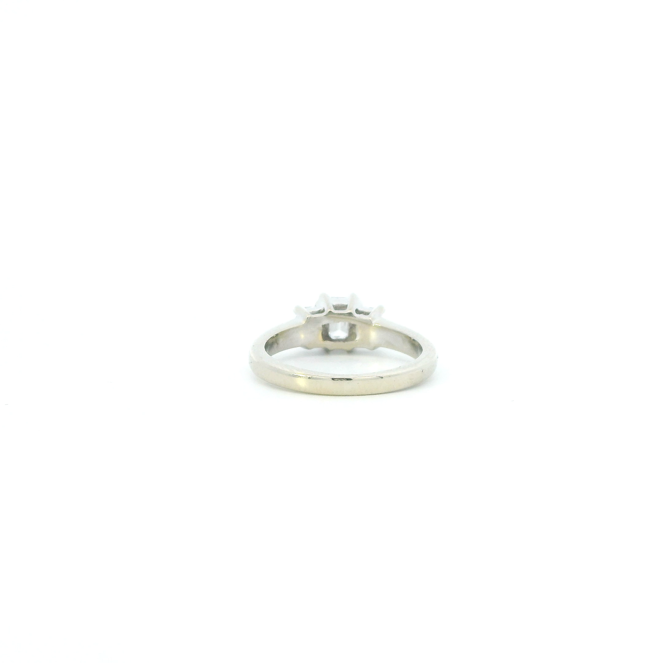 14K White Gold Diamond Womens Ring - 0.90ct
