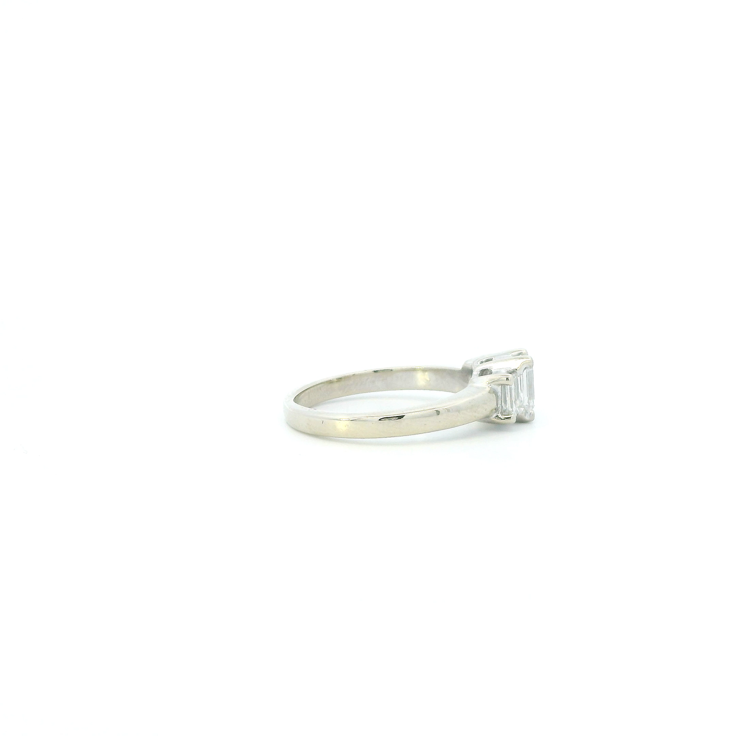 14K White Gold Diamond Womens Ring - 0.90ct