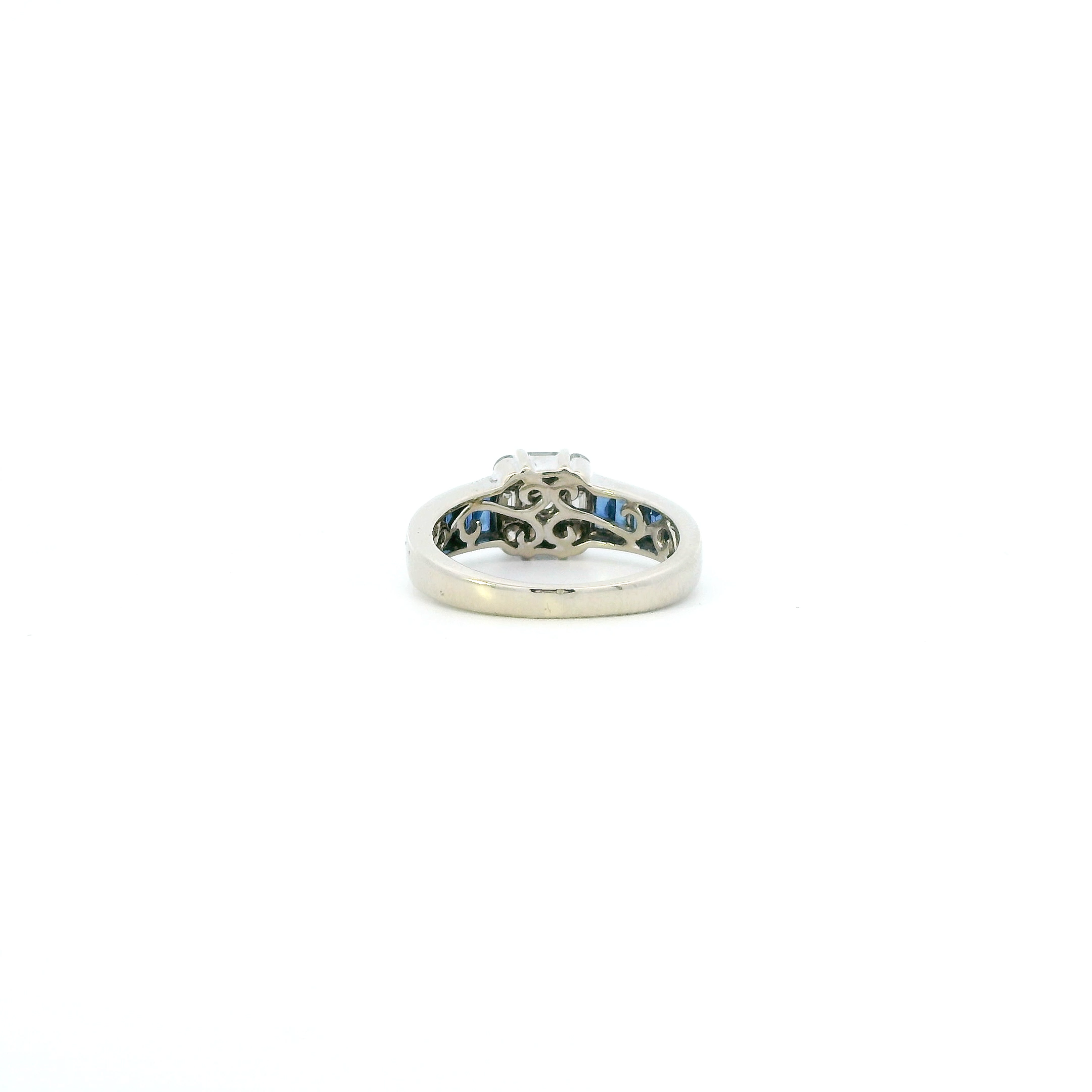 14K White Gold Diamond And Sapphire Womens Ring - 0.35ct