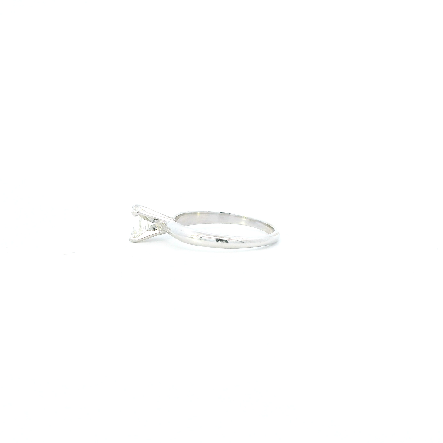 14K White Gold Solitaire Diamond Womens Ring - 0.45ct