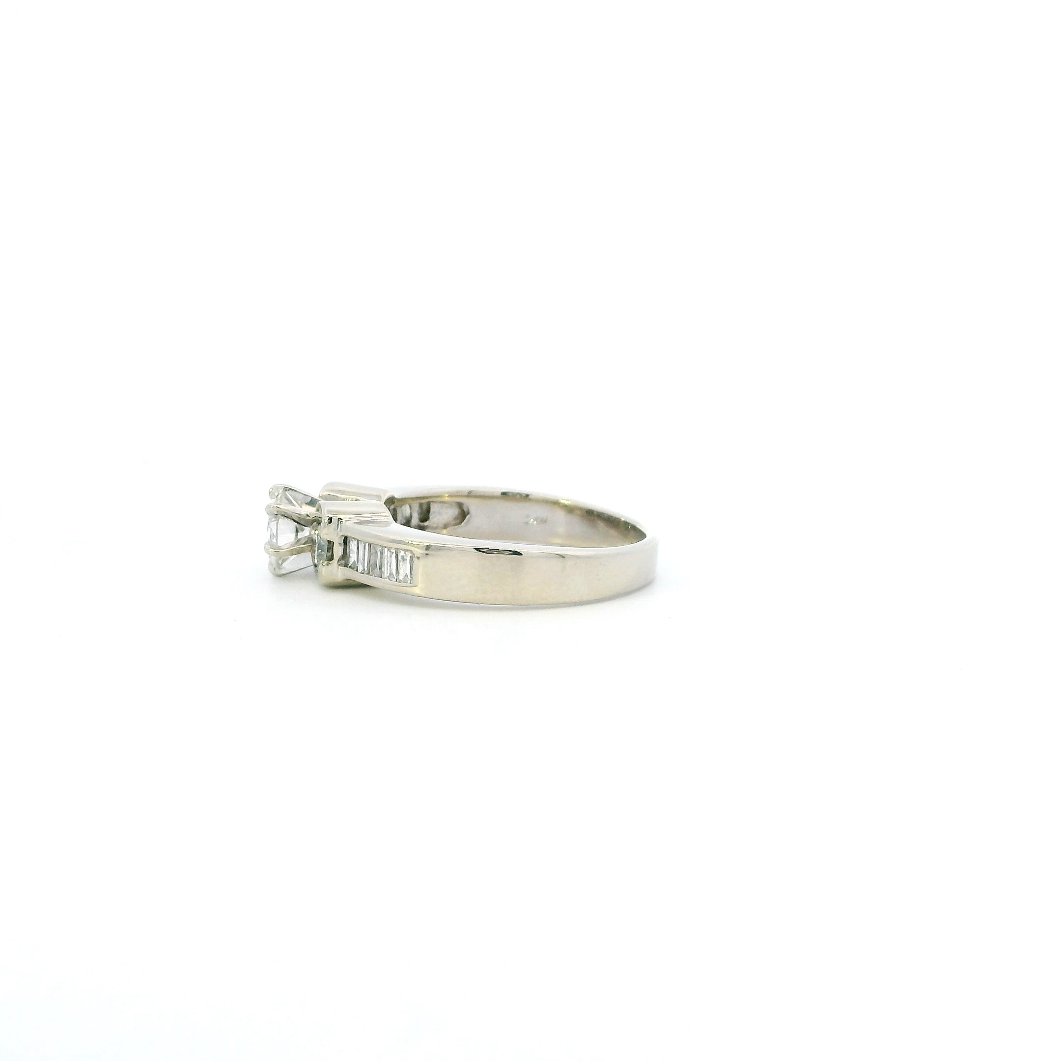 14K White Gold Diamond Womens Ring - 1.09ct