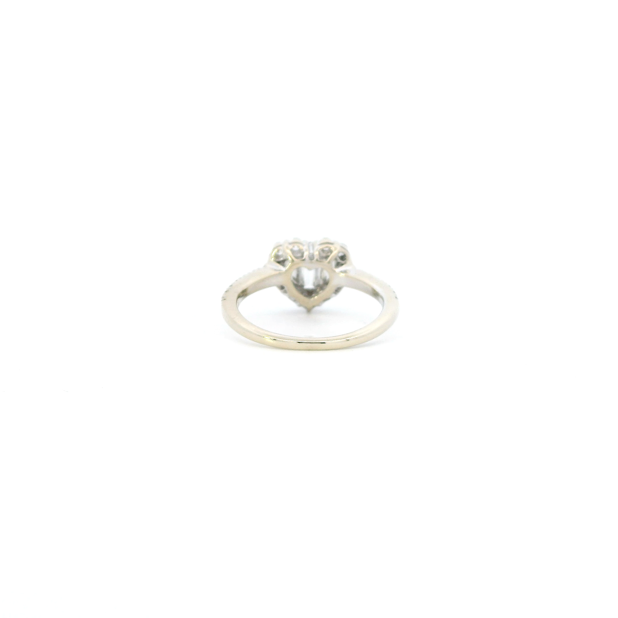 18K White Gold Diamond Women Heart Ring - 0.62ct
