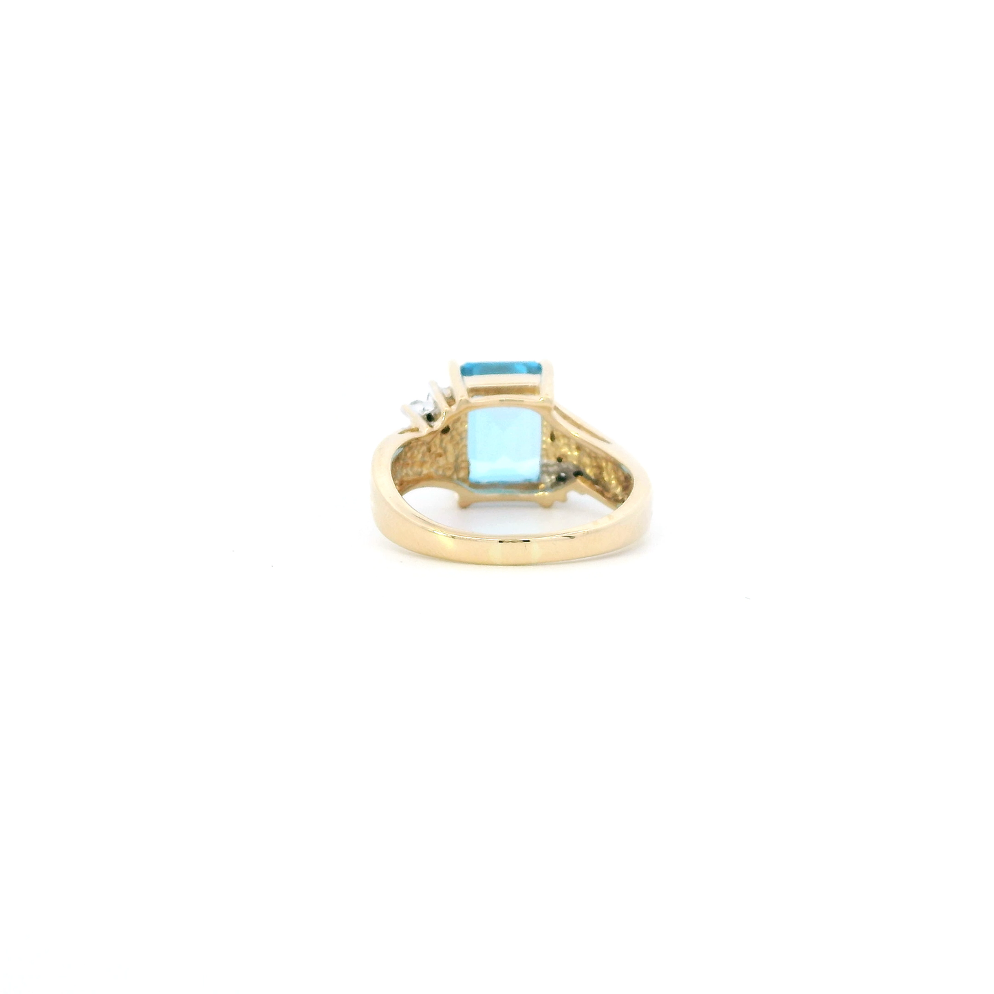 14K Yellow Gold Blue Topaz & Diamond Womens Ring - 0.09ct