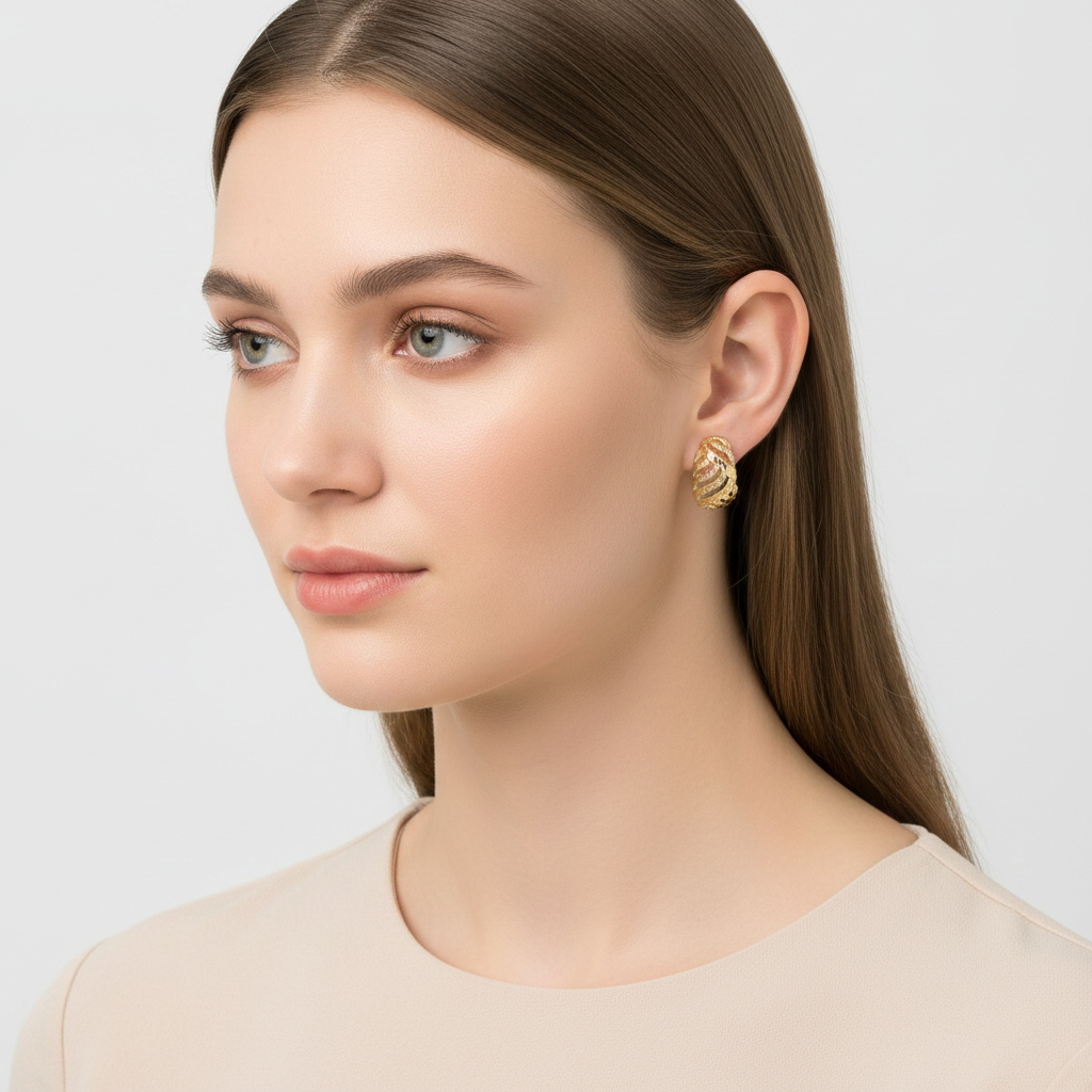14K Yellow Gold Diamond Cut Filigree Curved Earrings