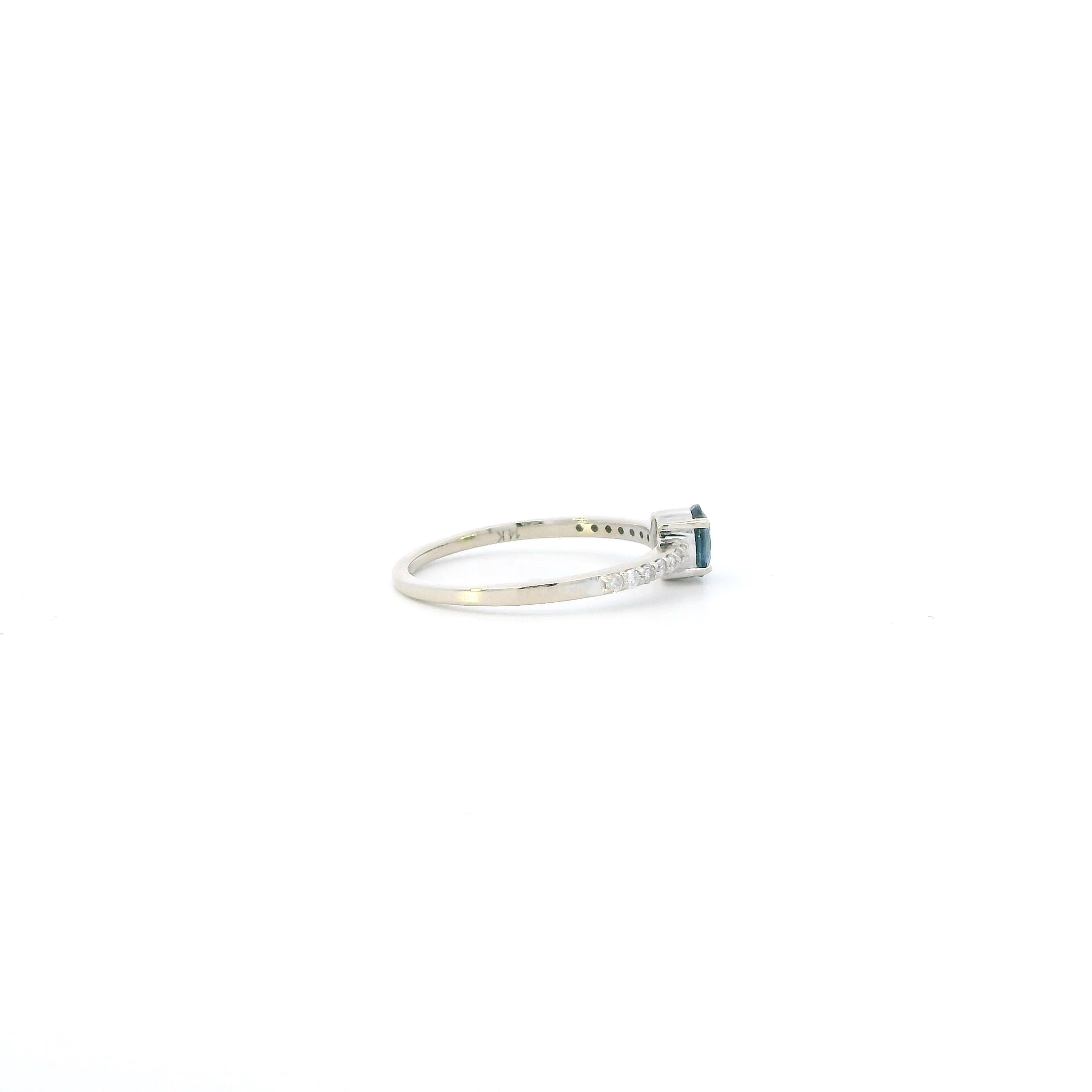 14K White Gold Sapphire & Diamond Womens Ring - 0.14ct