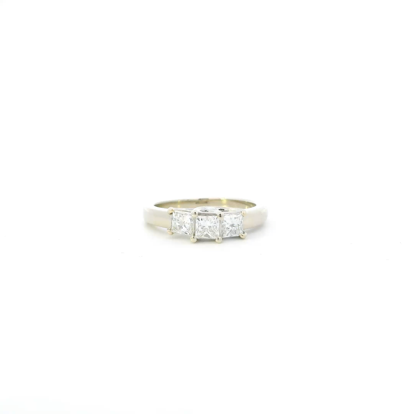 14K White Gold Diamond Womens Ring - 0.90ct