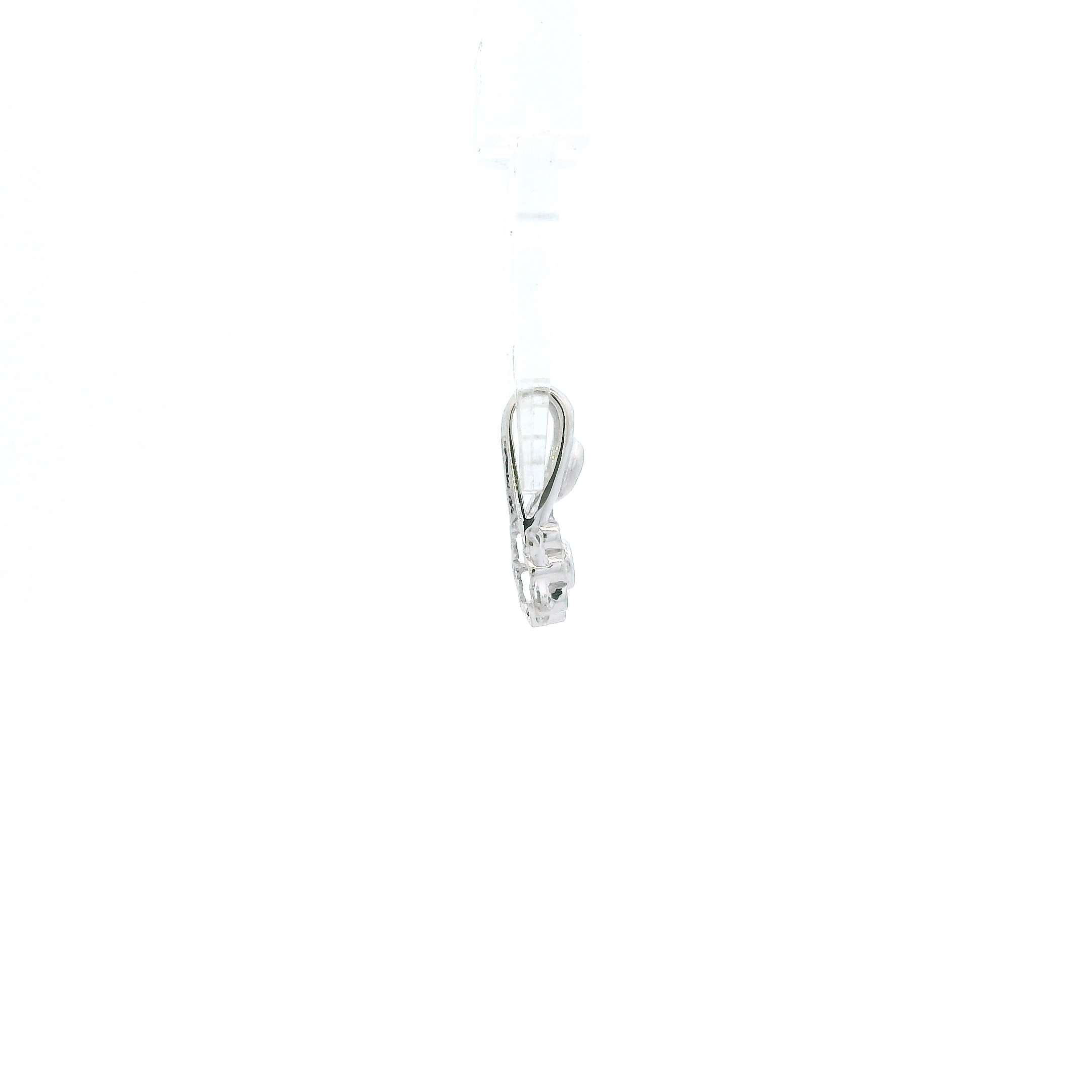 14K White Gold Diamond Flower Pendant - 0.08ct
