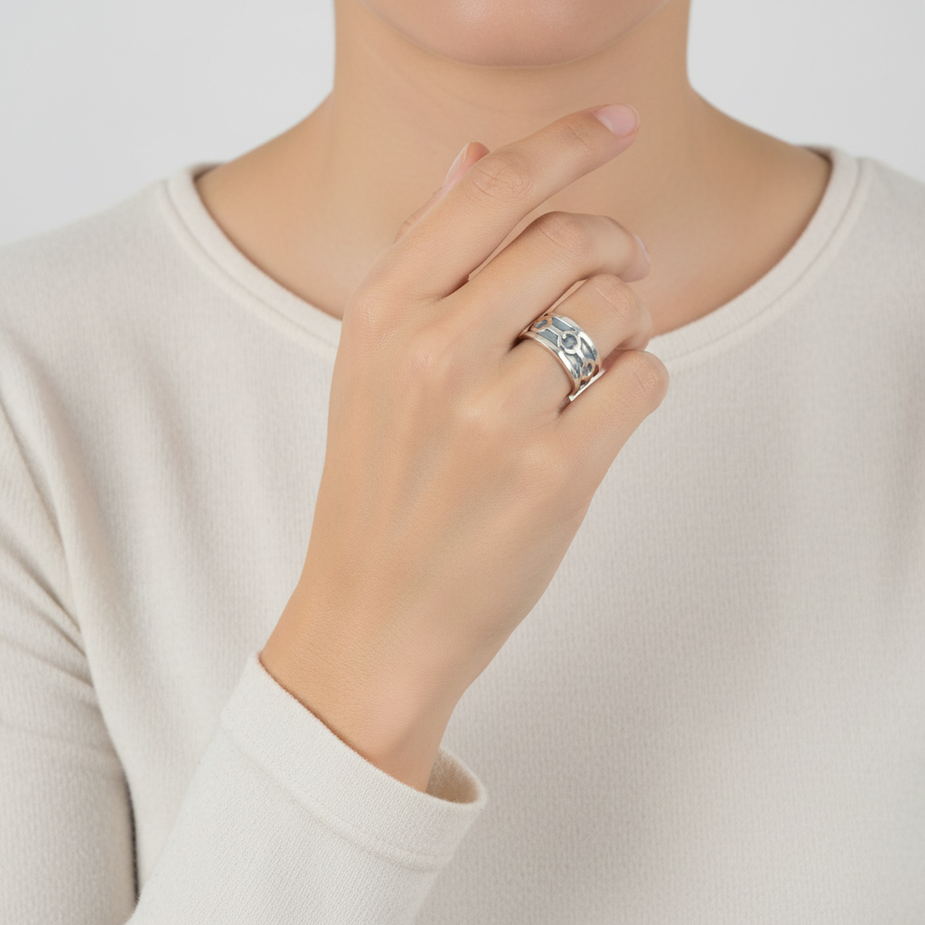 Silver Interlocking Eternity Ring