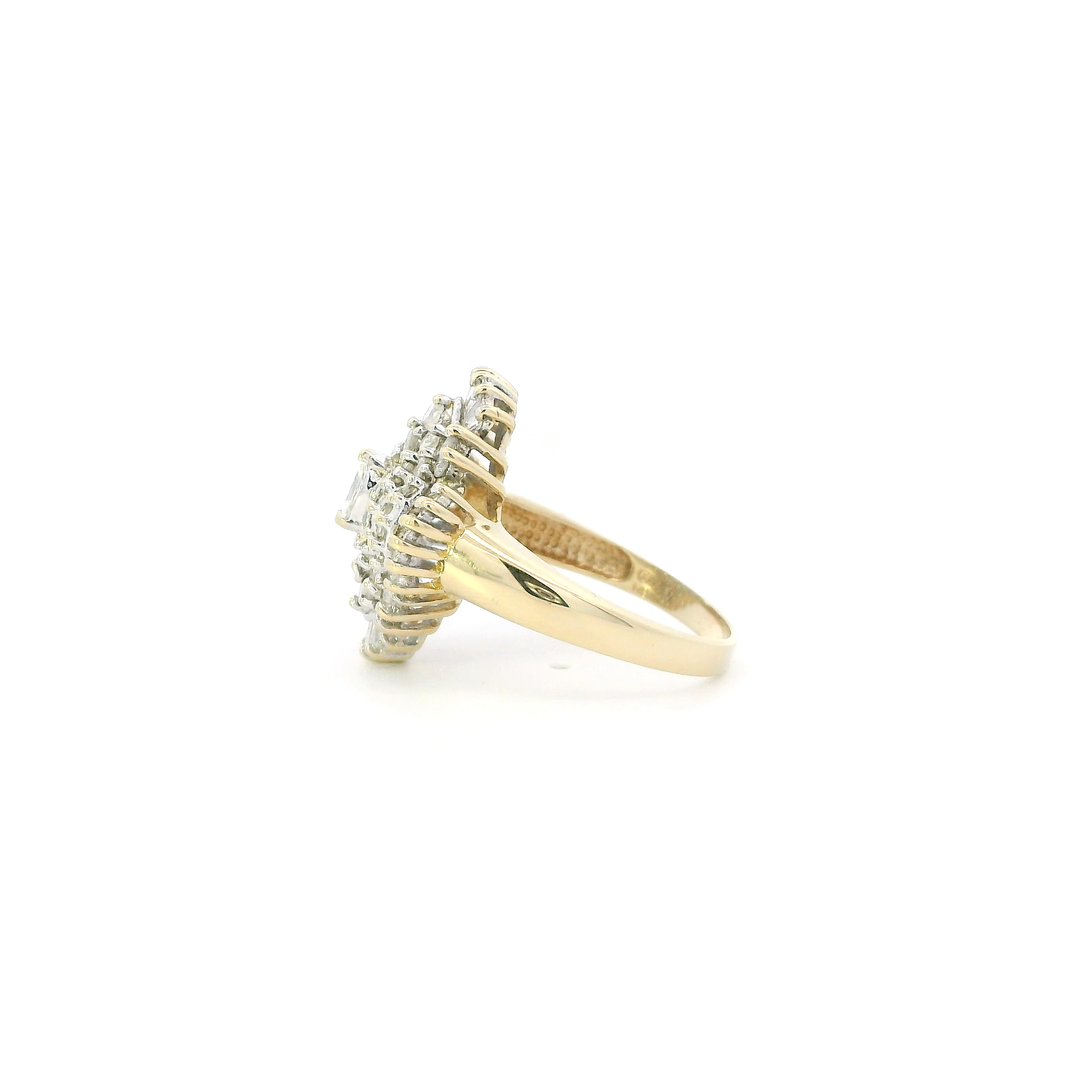 14K Yellow Gold Diamond Womens Ring - 0.77ct