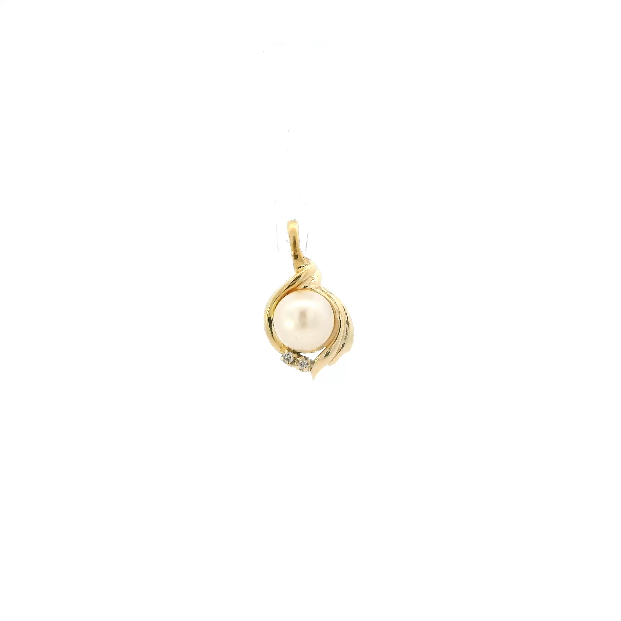 14K Yellow Gold Pearl Pendant