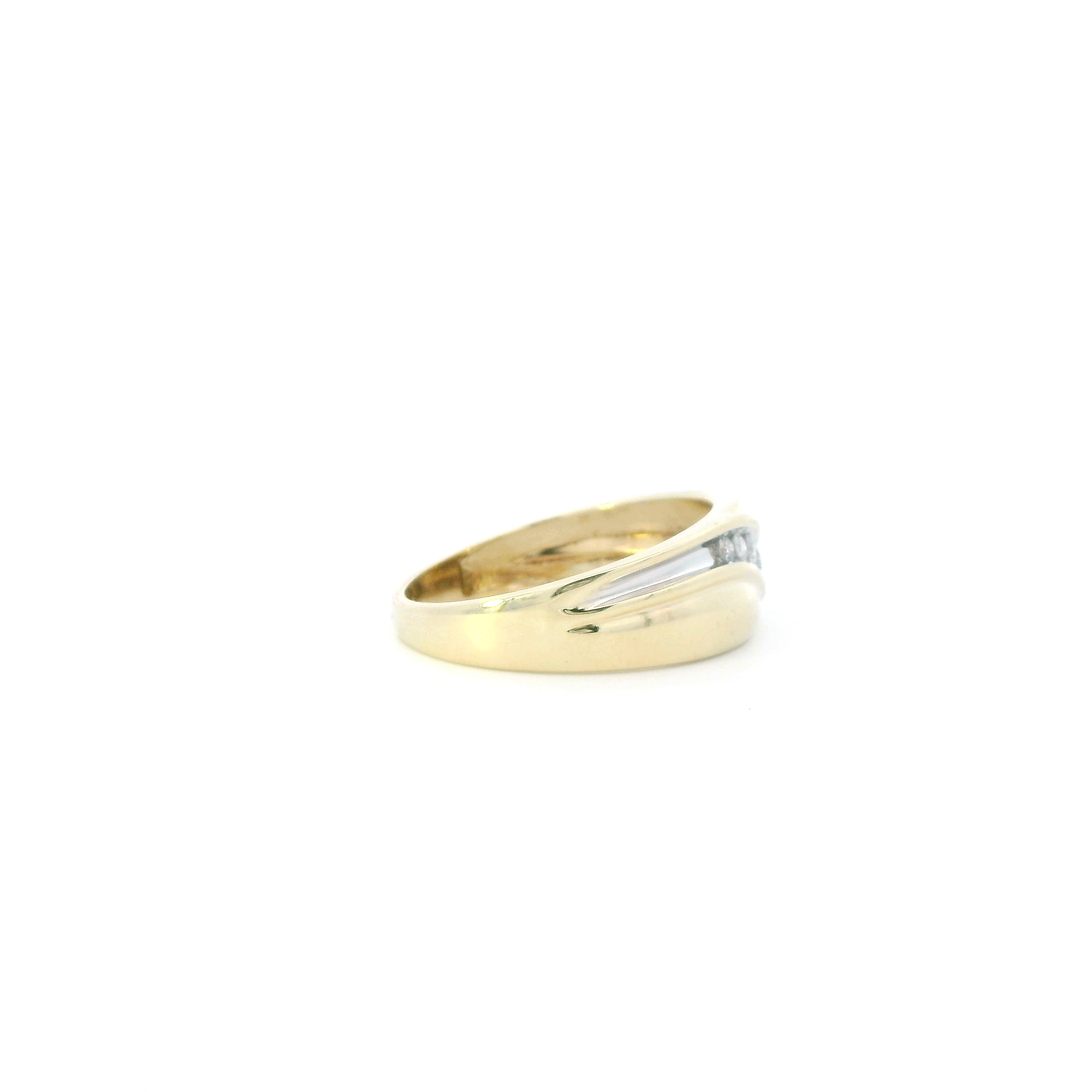 10K Yellow Gold Diamond Mens Ring - 0.20ct