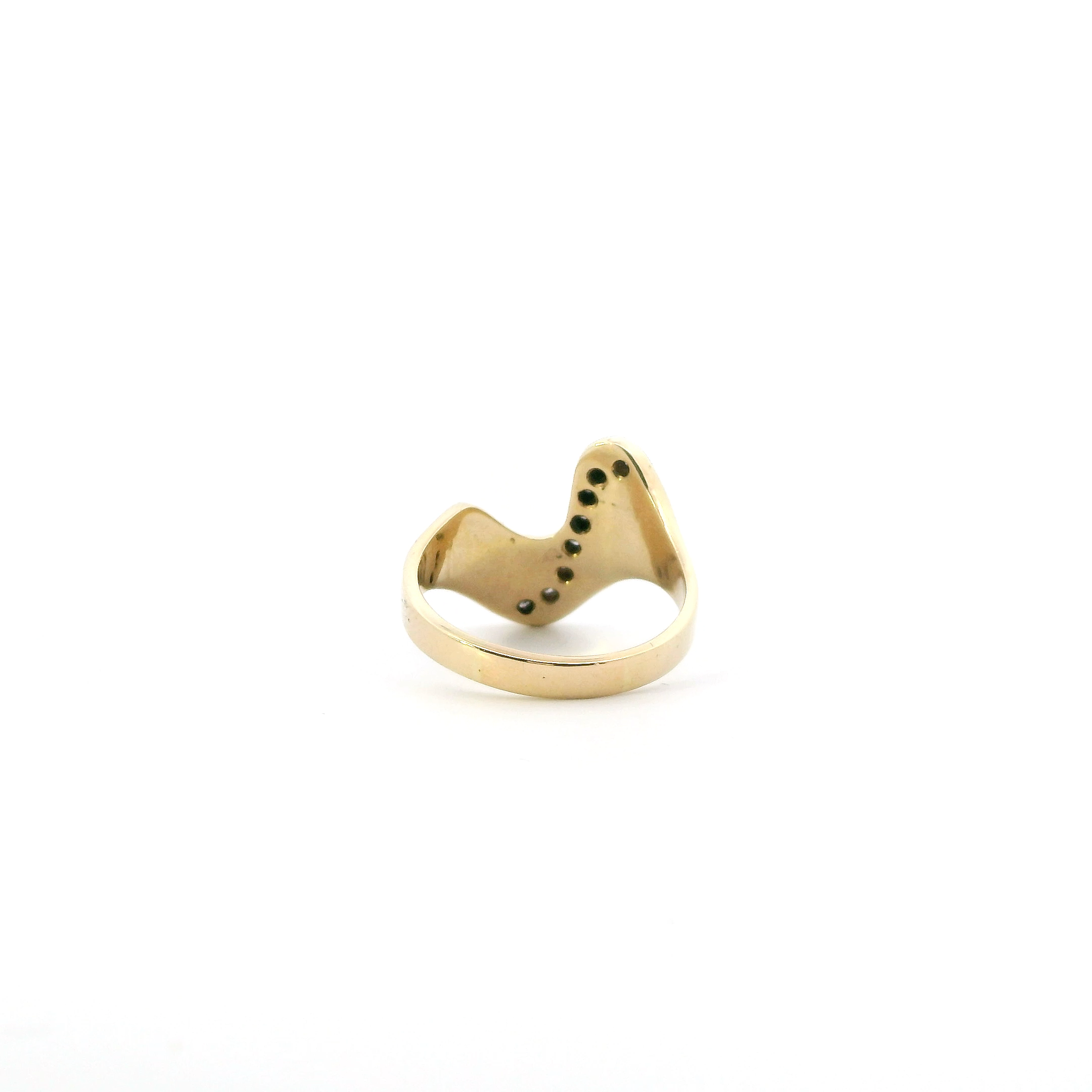 14K Yellow Gold Diamond Curved Womens Ring - 0.24ct