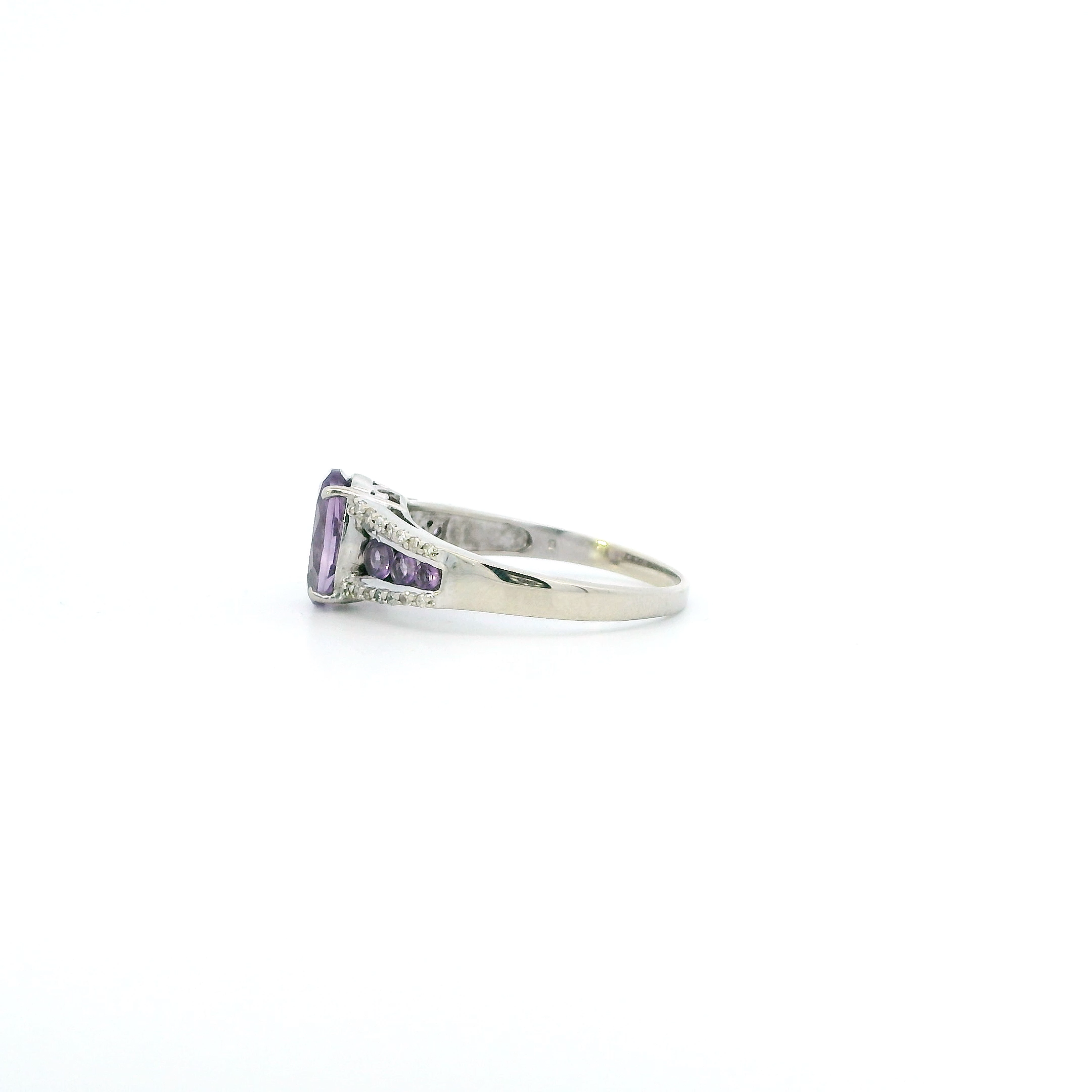 10K White Gold Amethyst Womens Ring