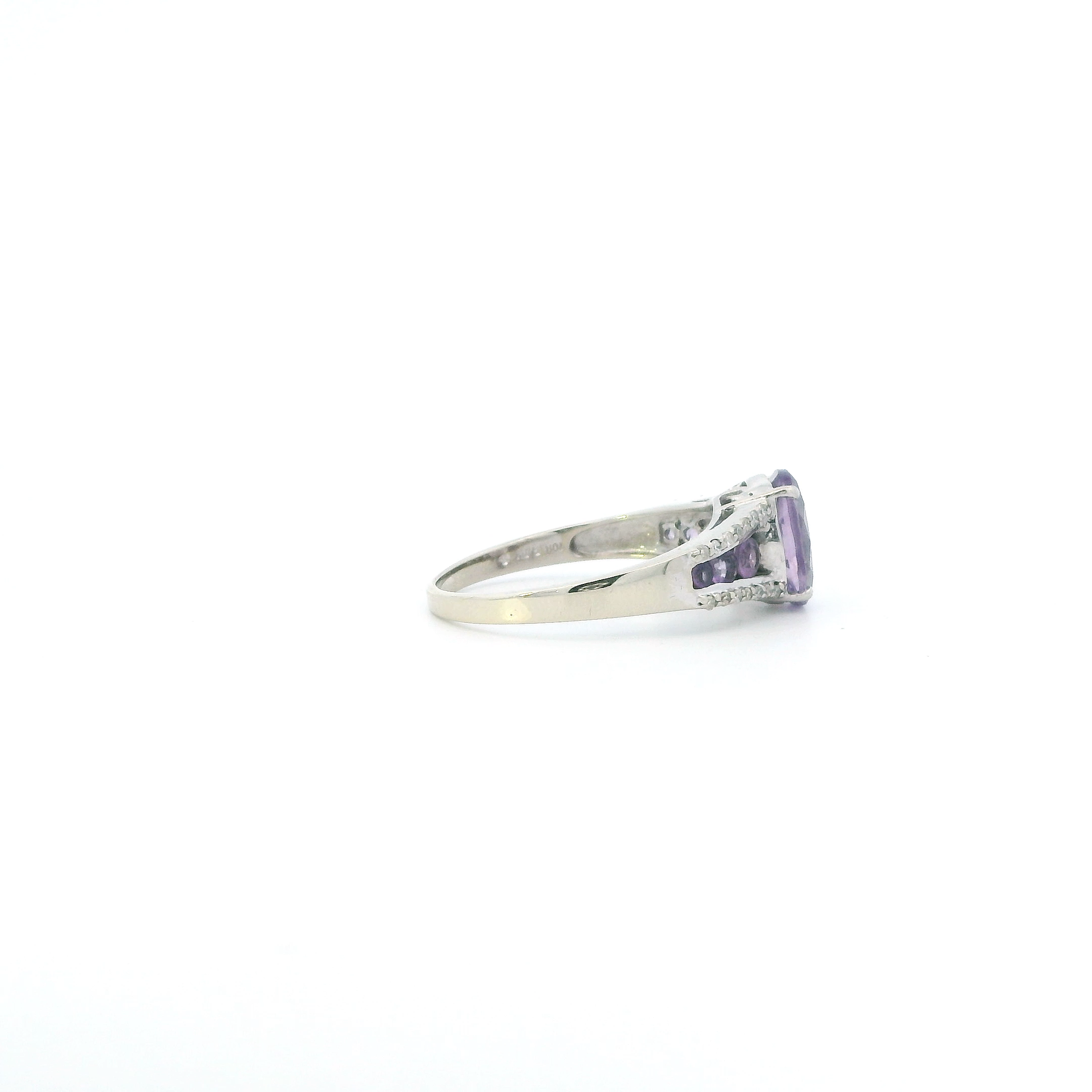 10K White Gold Amethyst Womens Ring