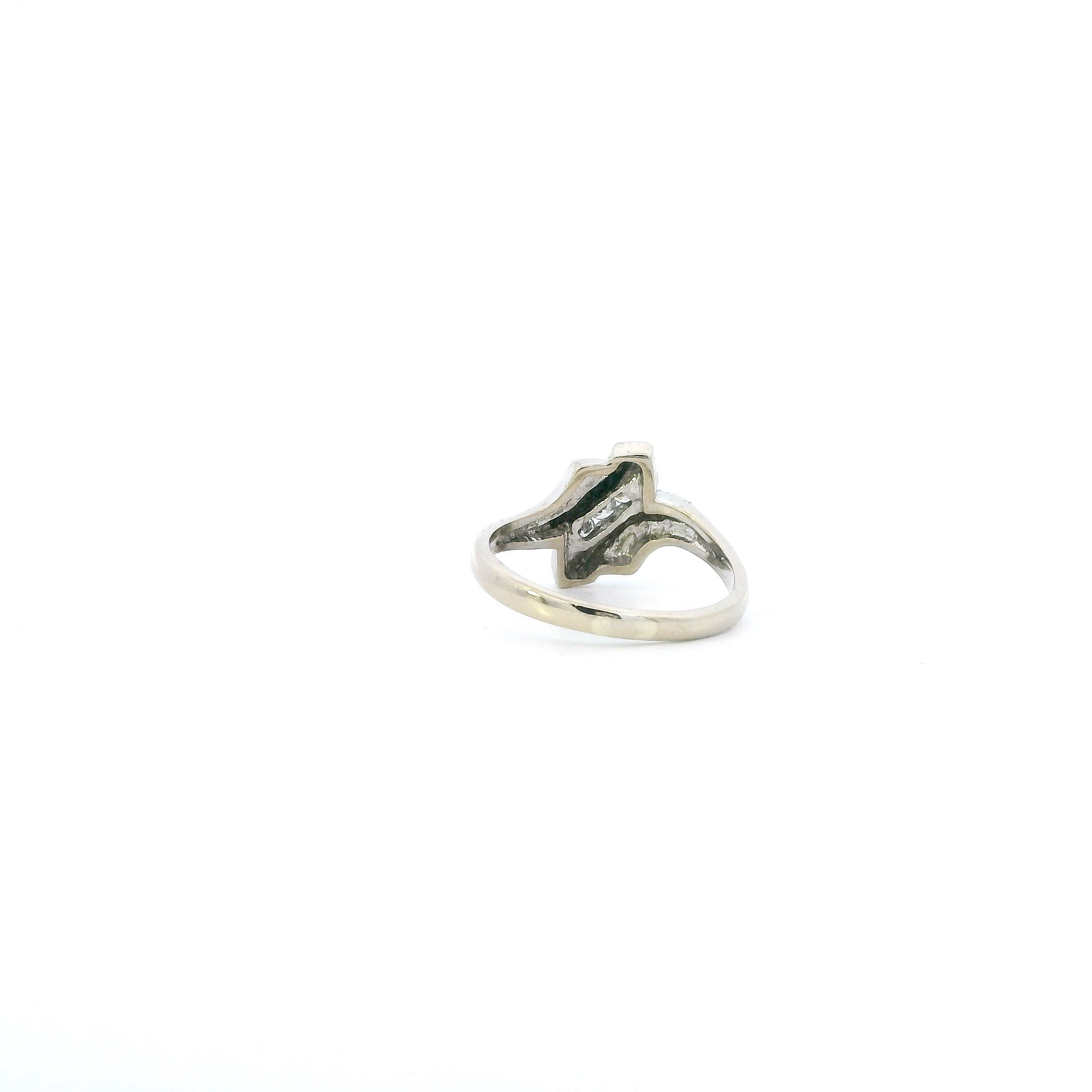 14K White Gold Diamond Womens Ring - 0.09ct