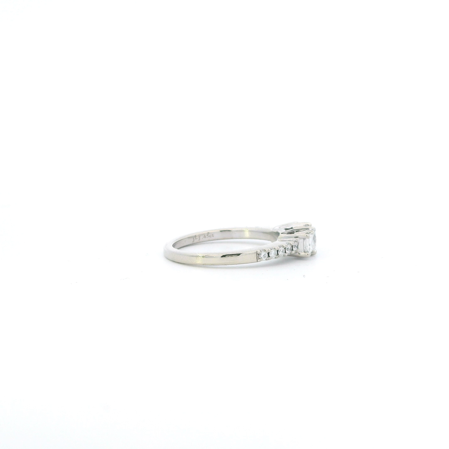 14K White Gold Diamond Womens Ring  - 0.90ct