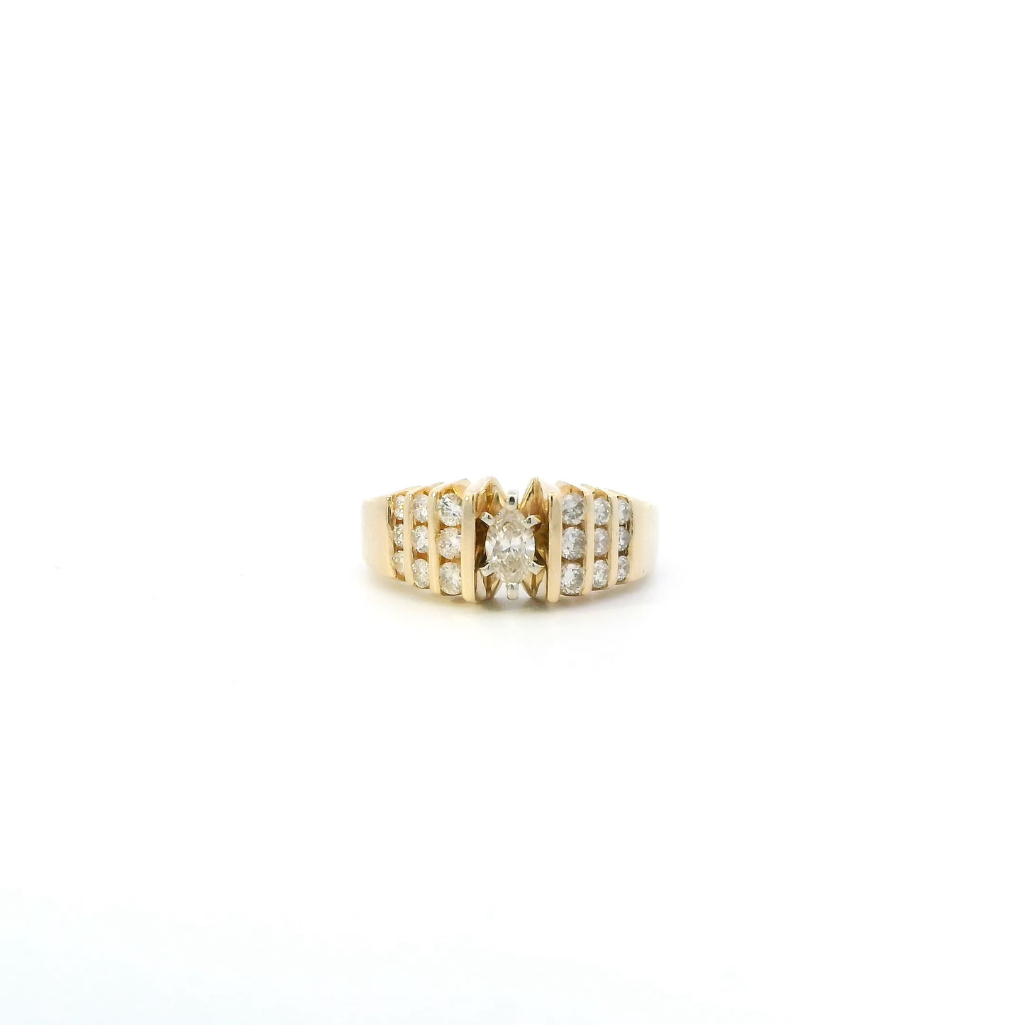 14K Yellow Gold Diamond Womens Ring - 0.80ct