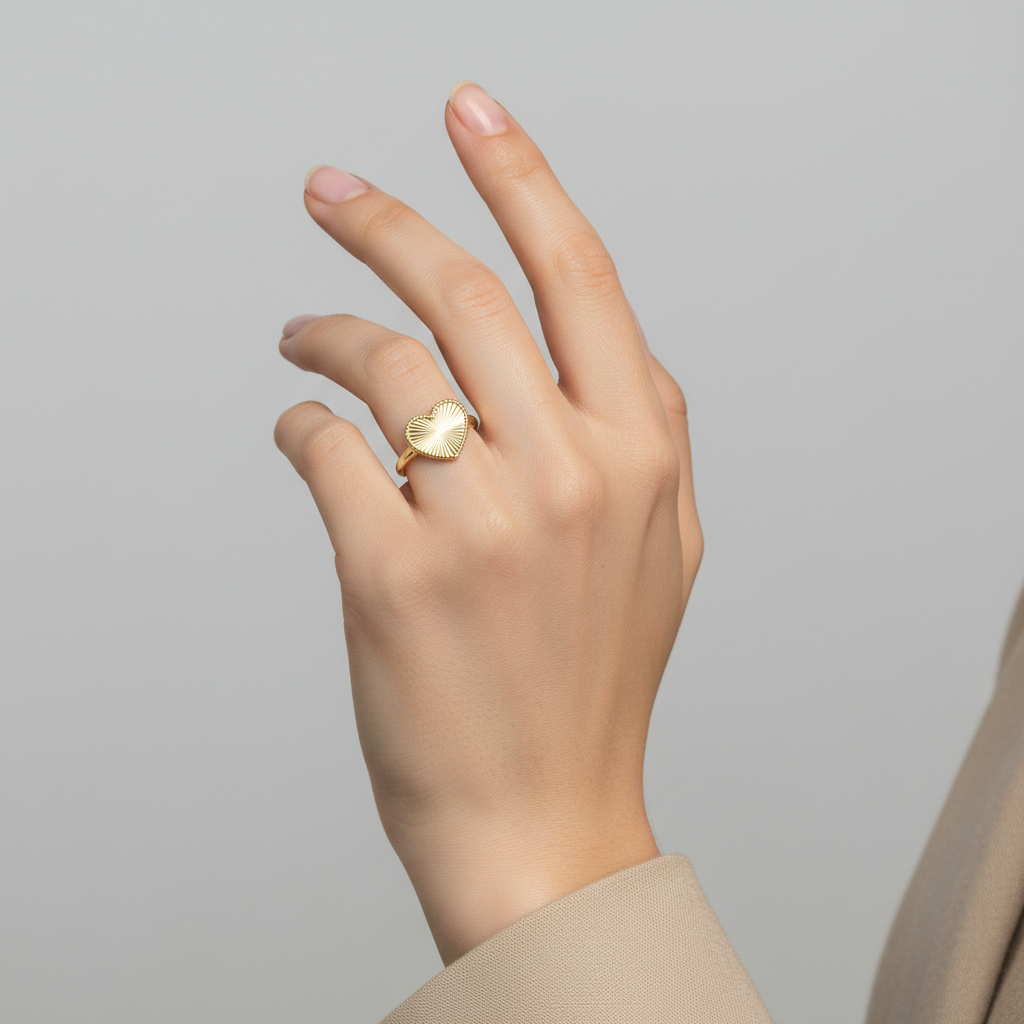 10K Yellow Gold Diamond Cut Heart Womens Ring