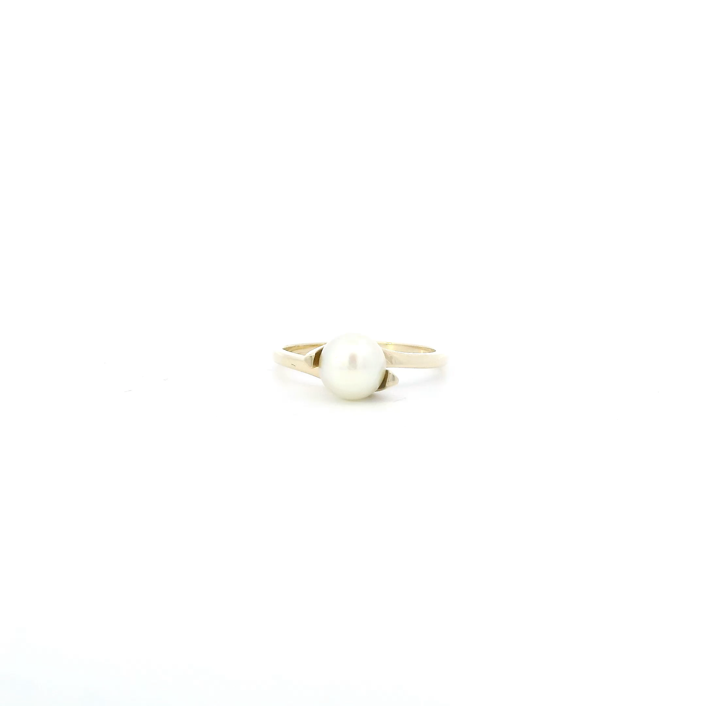 14K Yellow Gold Pearl Womens Ring