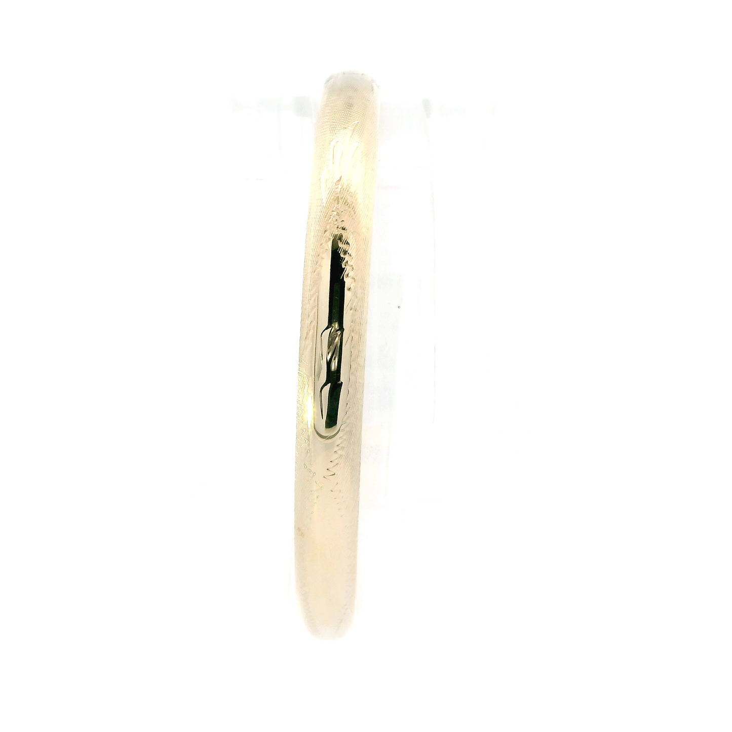 14K Yellow Gold Diamond Cut Design Bangle Bracelet