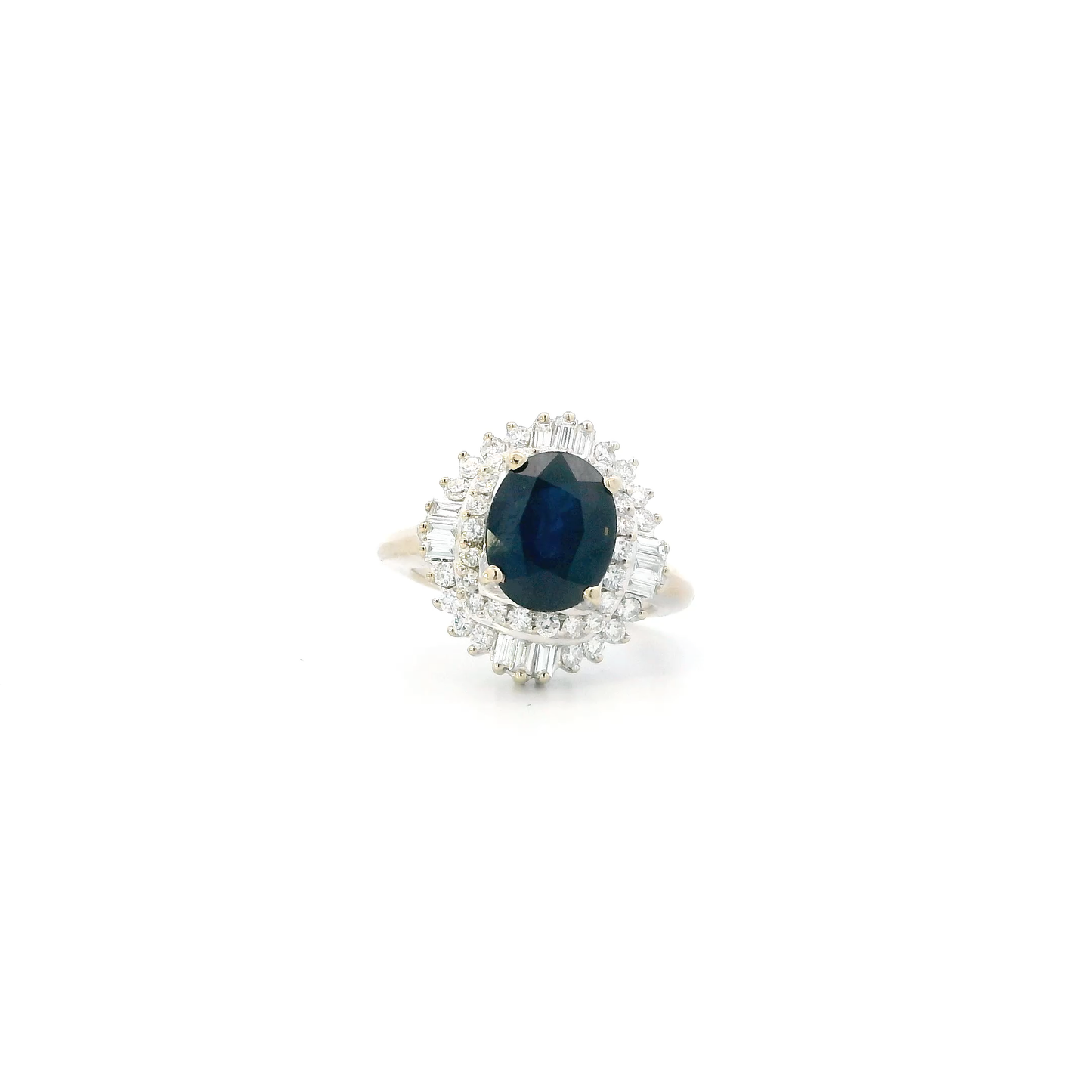 18K White Gold Sapphire & Diamond Womens Ring - 0.58ct