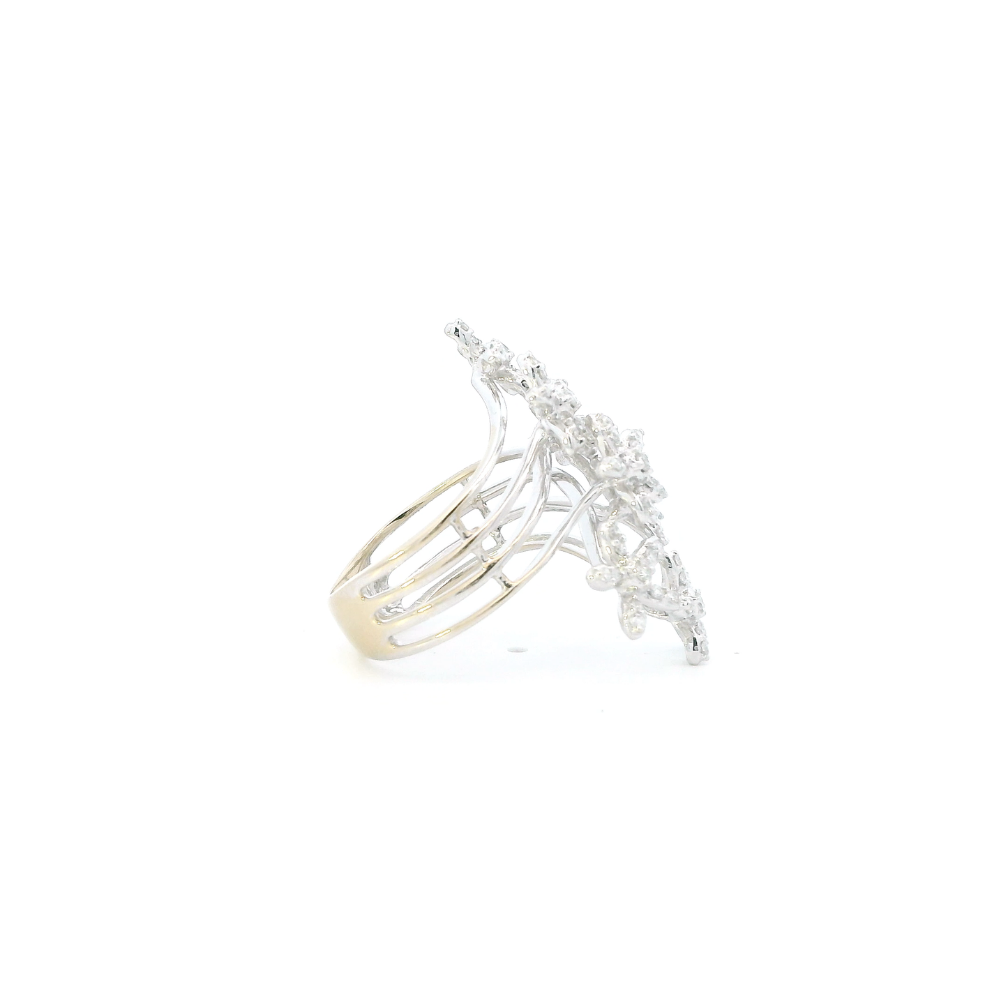 18K White Gold Diamond Flower Womens Ring - 0.35ct