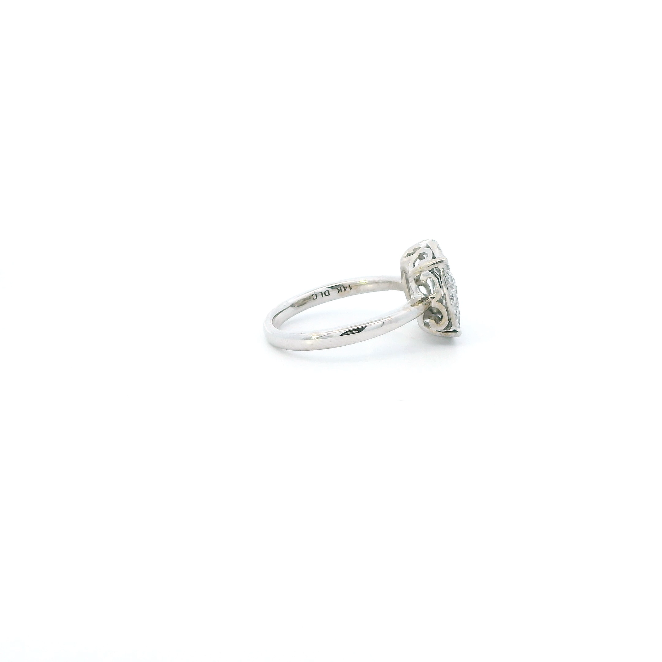 14K White Gold Circle Diamond Womens Ring - 0.97ct