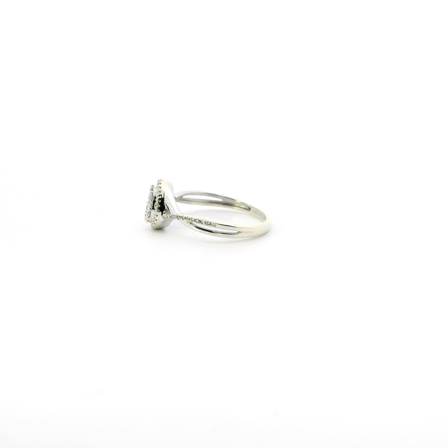 10K White Gold Diamond Pear Cluster Womens Ring - 0.15ct