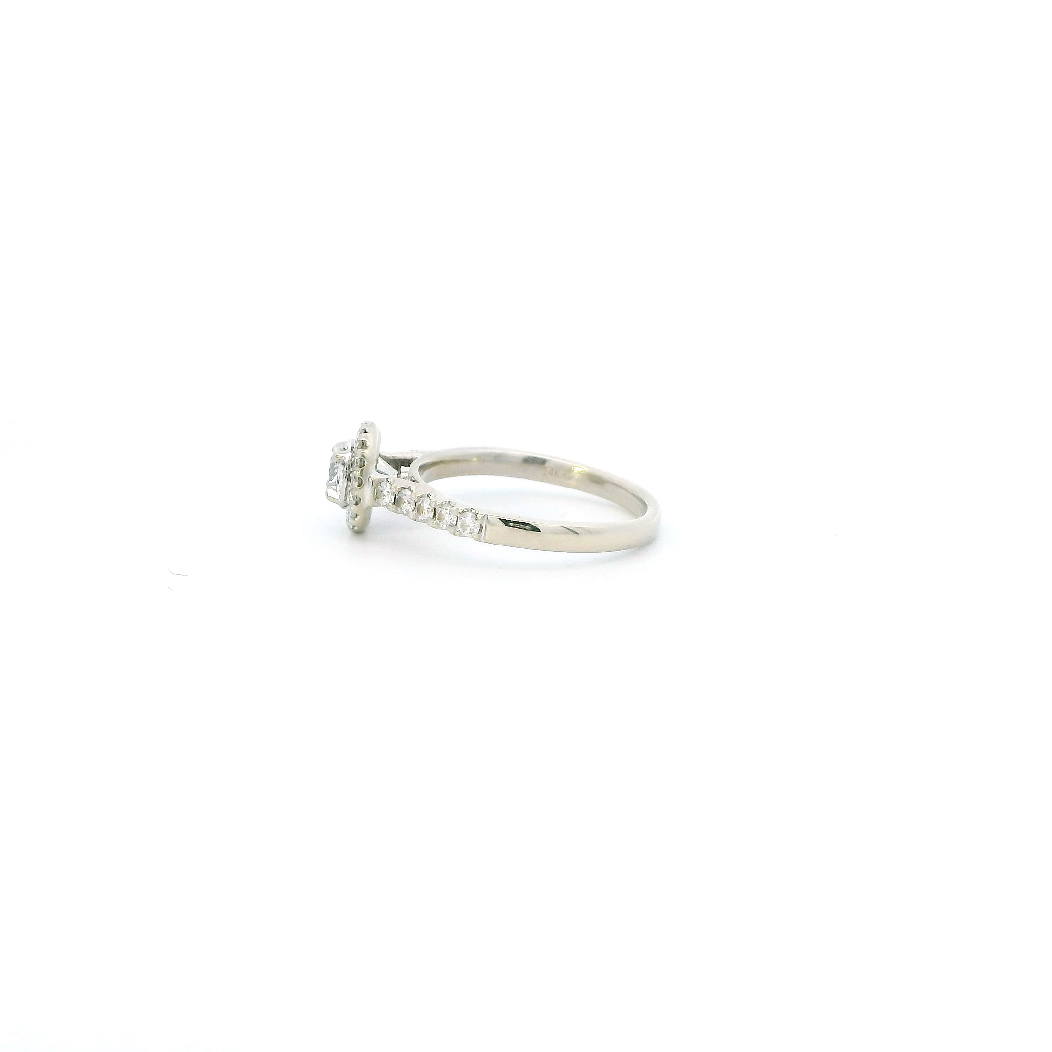 14K White Gold Diamond Womens Ring - 0.64ct
