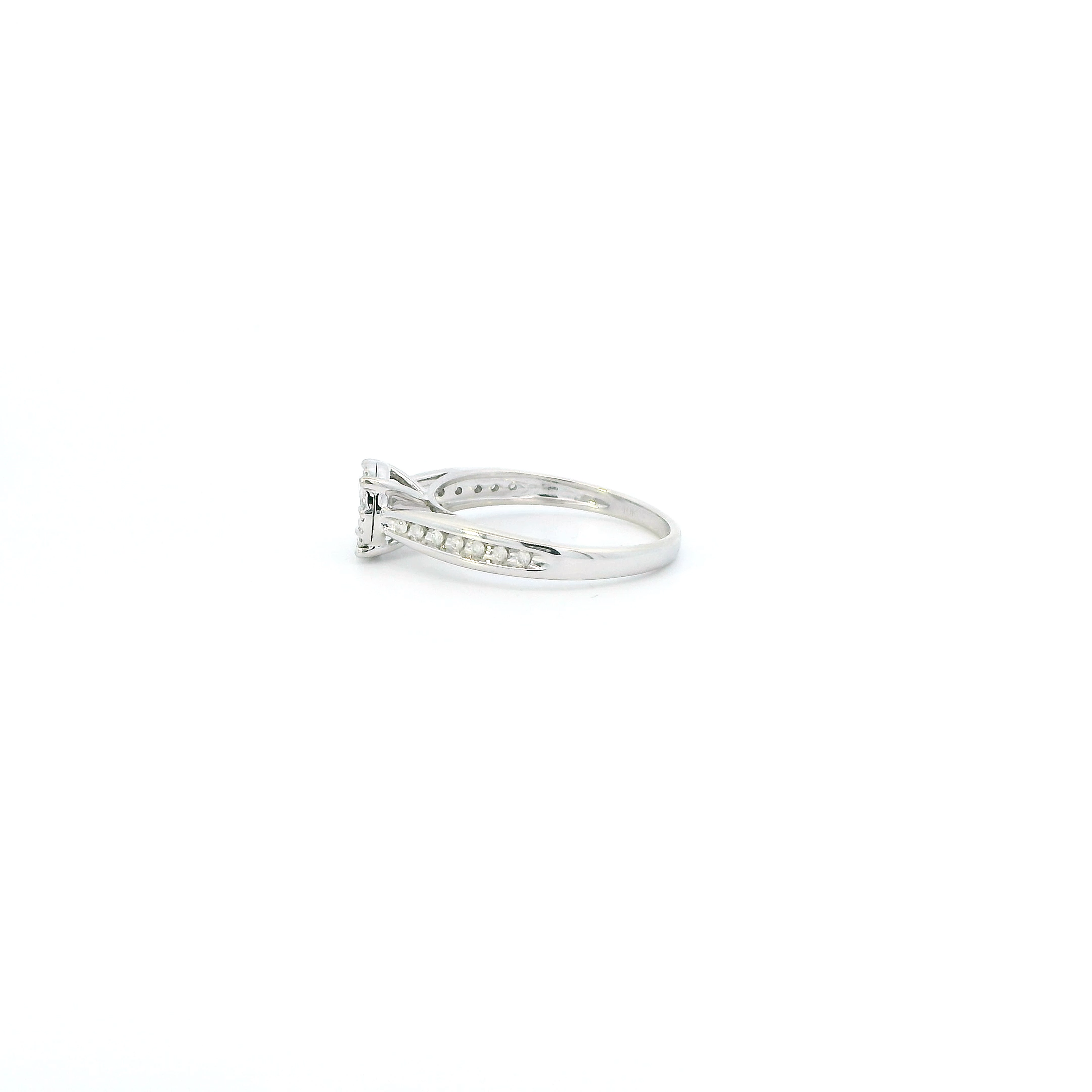 10K White Gold Diamond Womens Ring - 0.21ct