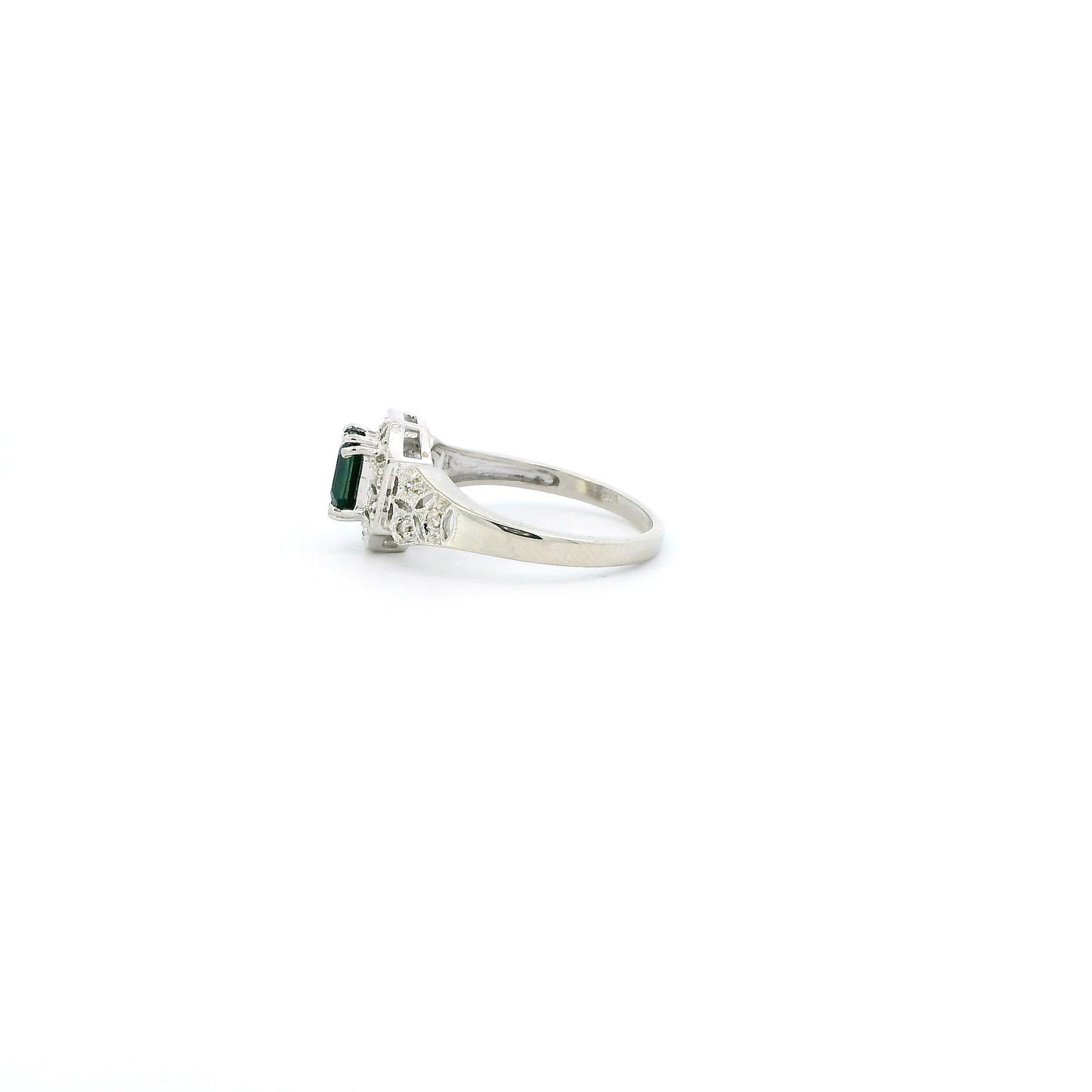 10K White Gold Blue Sapphire Womens Ring