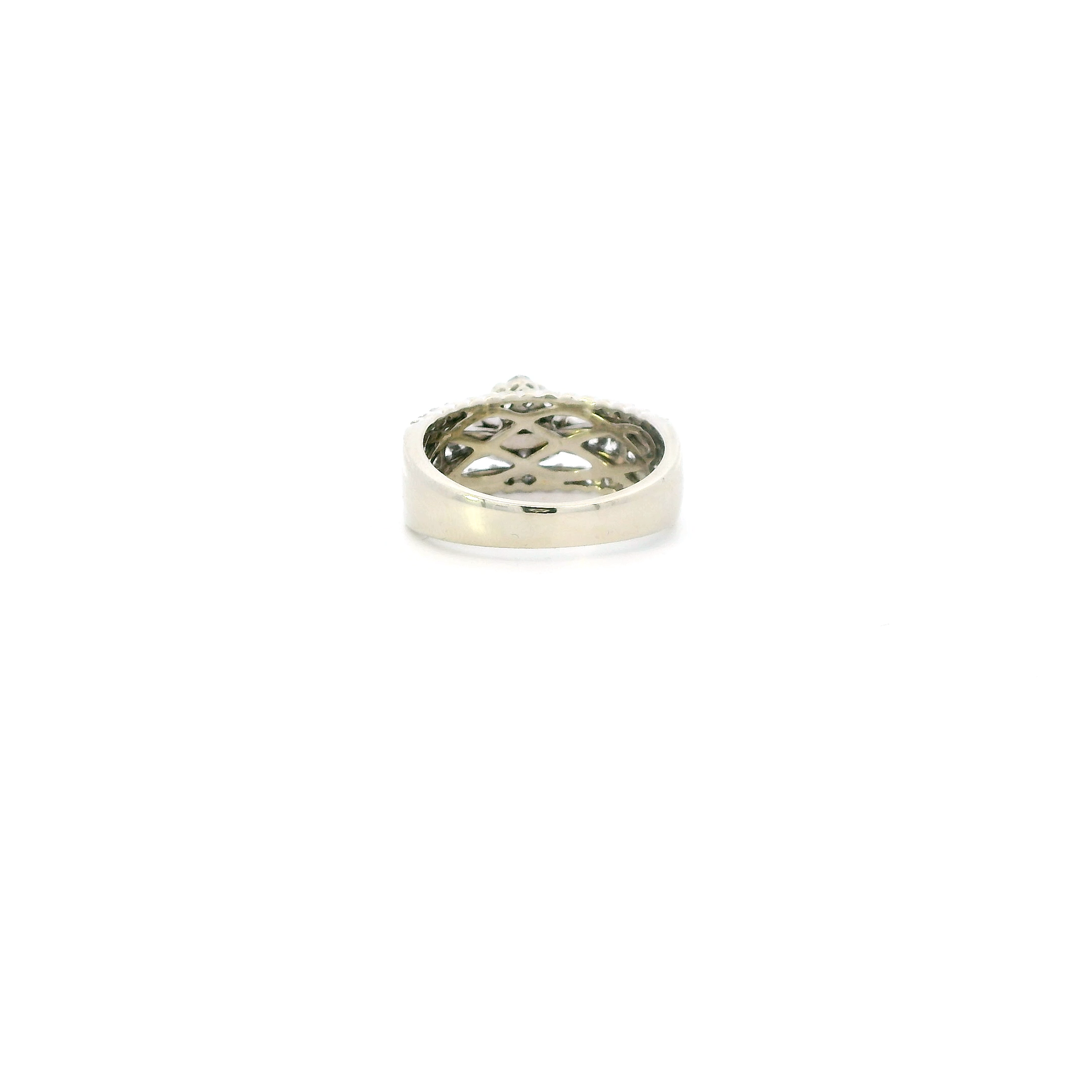 10K White Gold Diamond Womens Ring - 0.94ct