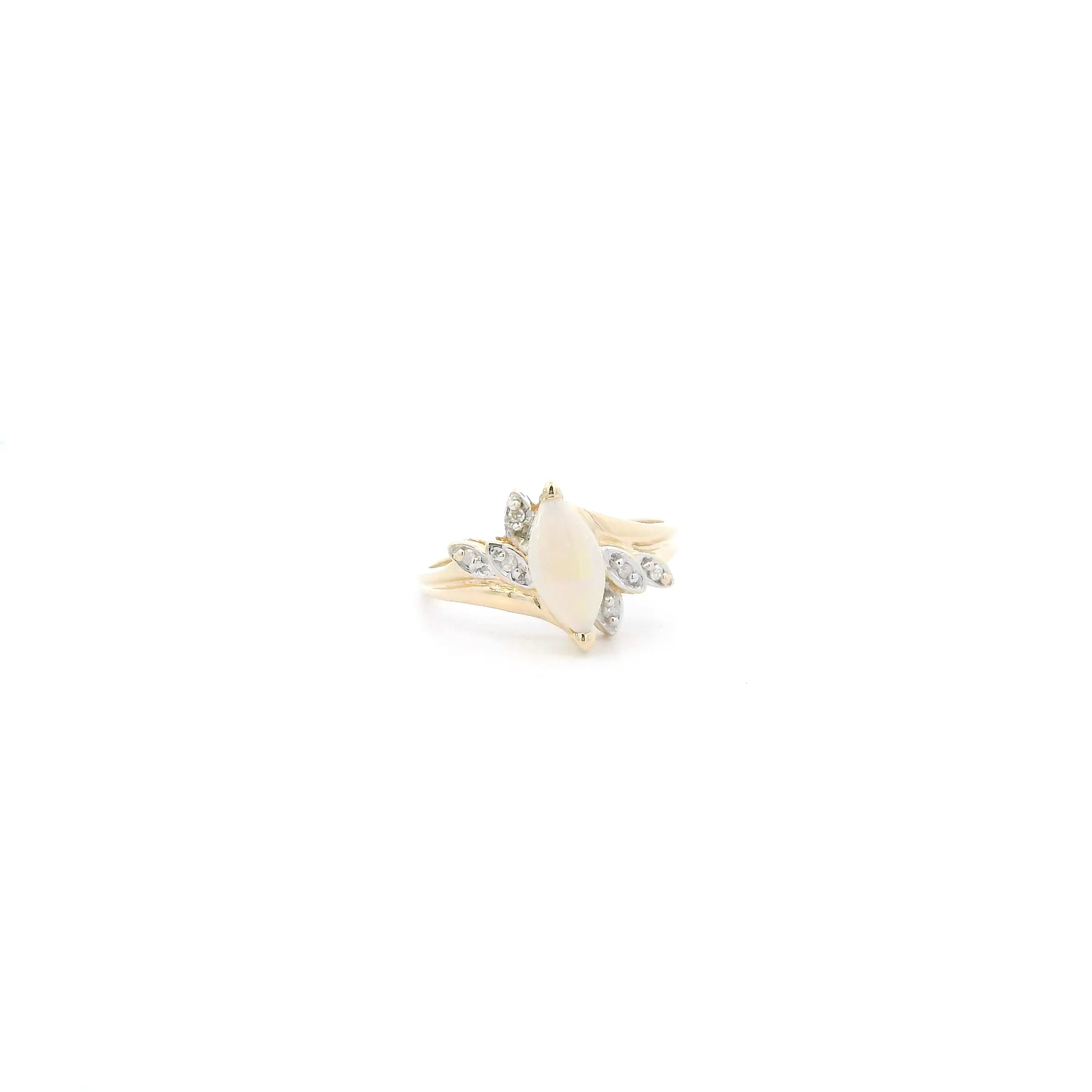 10K Yellow Gold Opal & Diamond Womens Ring - 0.04ct